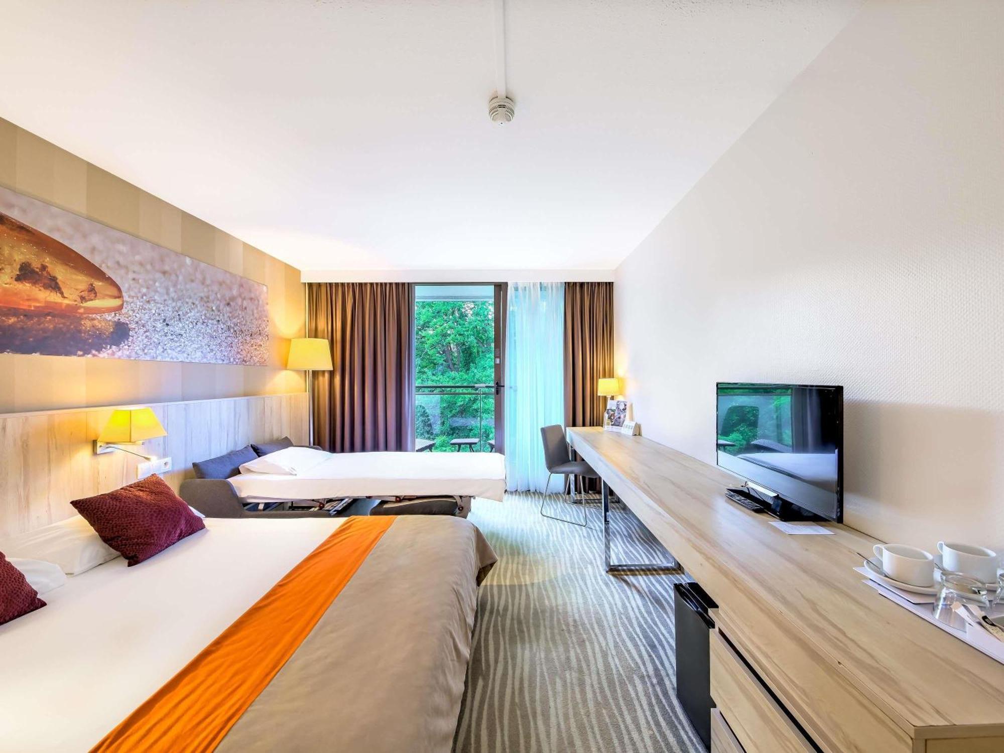 Classic Double Room Sofa