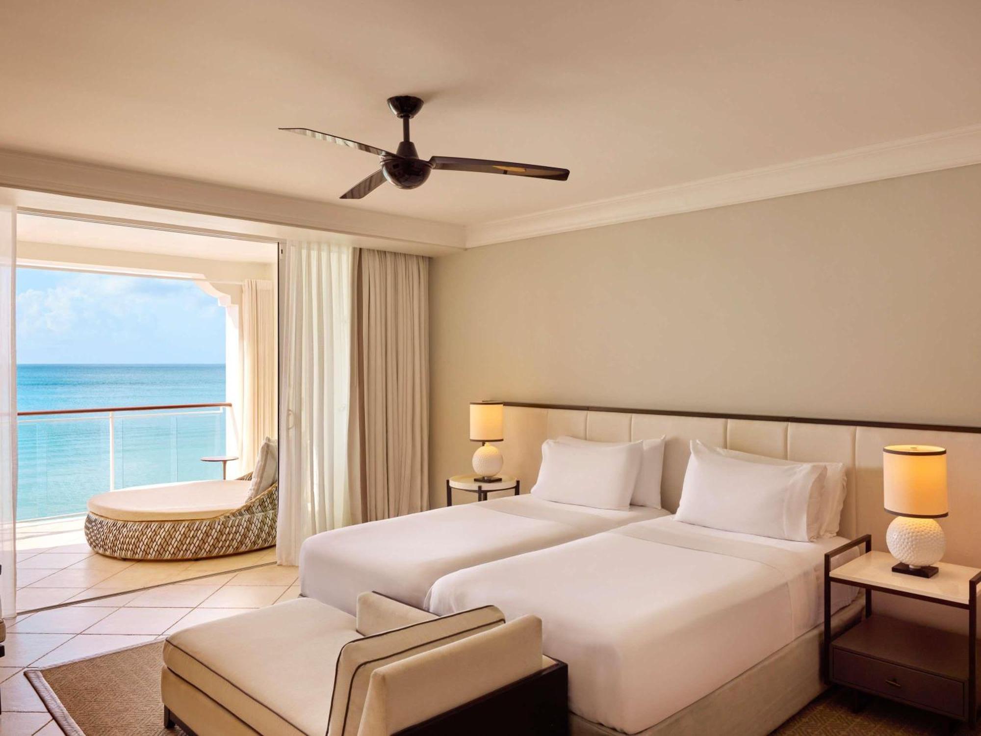 Luxury Twin Room Ocean Front
