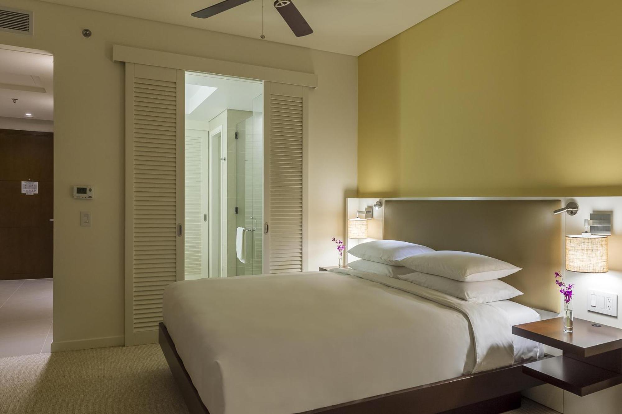 Chambre Lit King-Size - Vue sur Baie