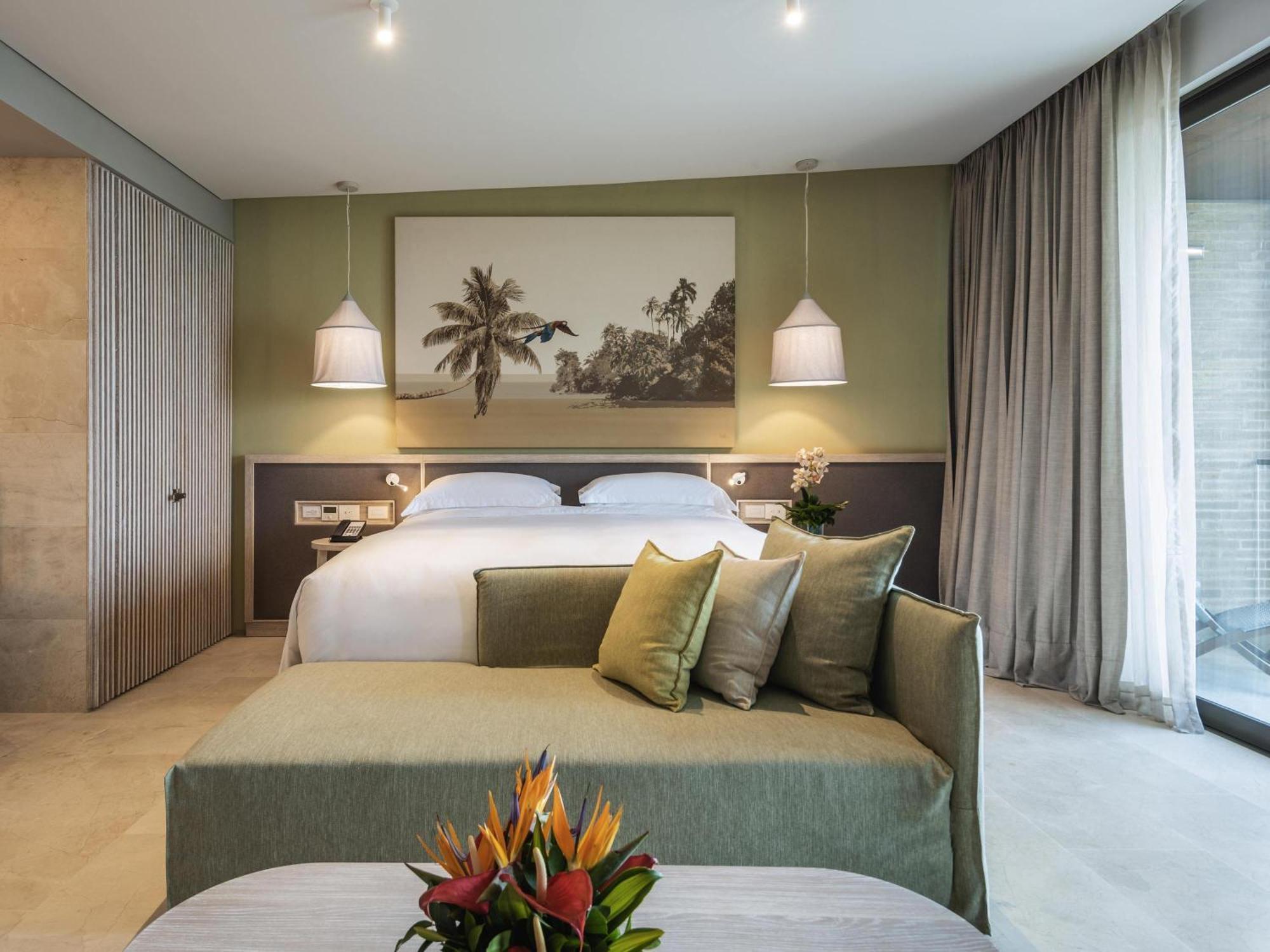 Suíte Júnior com Cama King-size - Vista da Praia