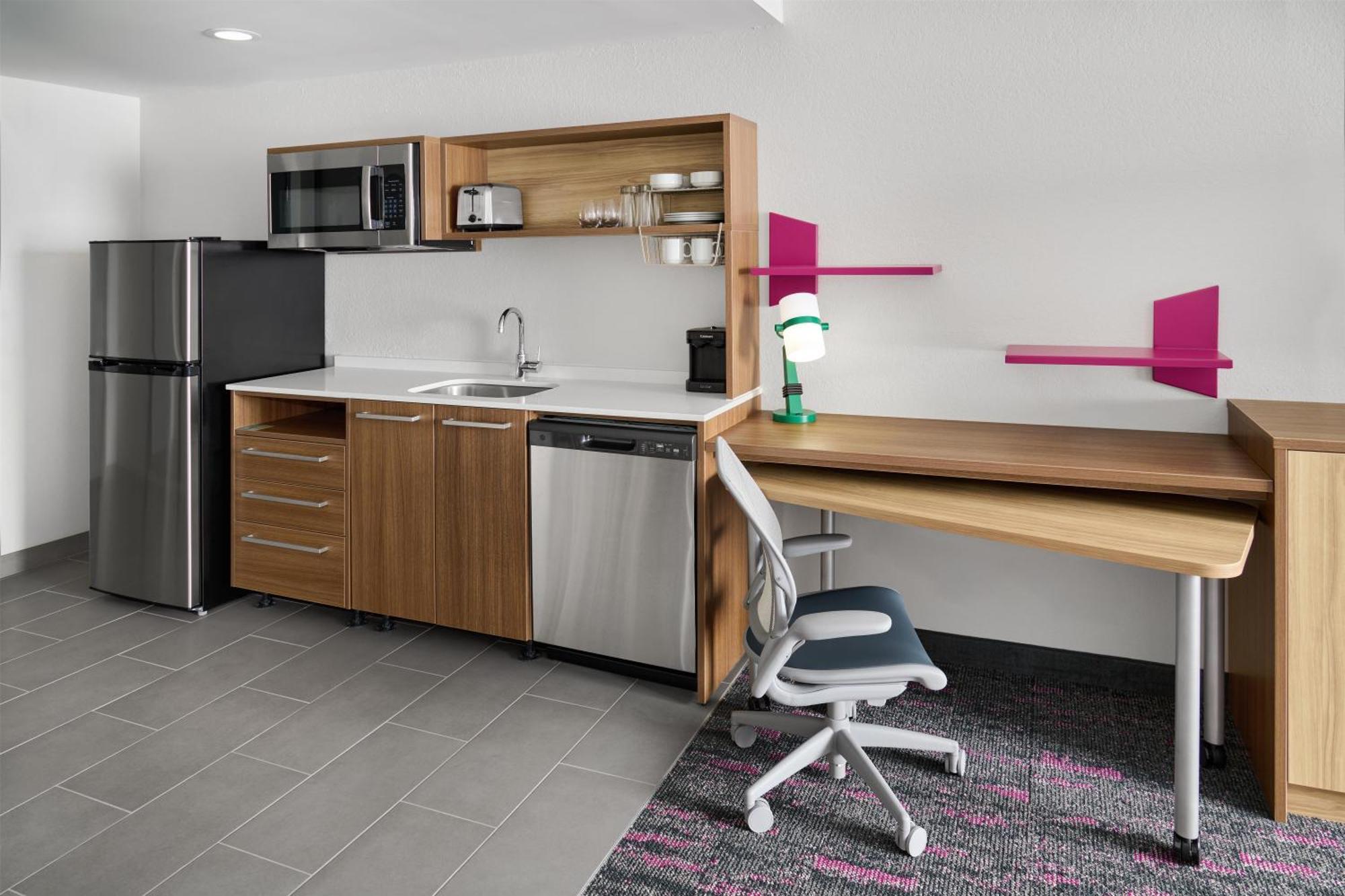 One-Bedroom King Suite