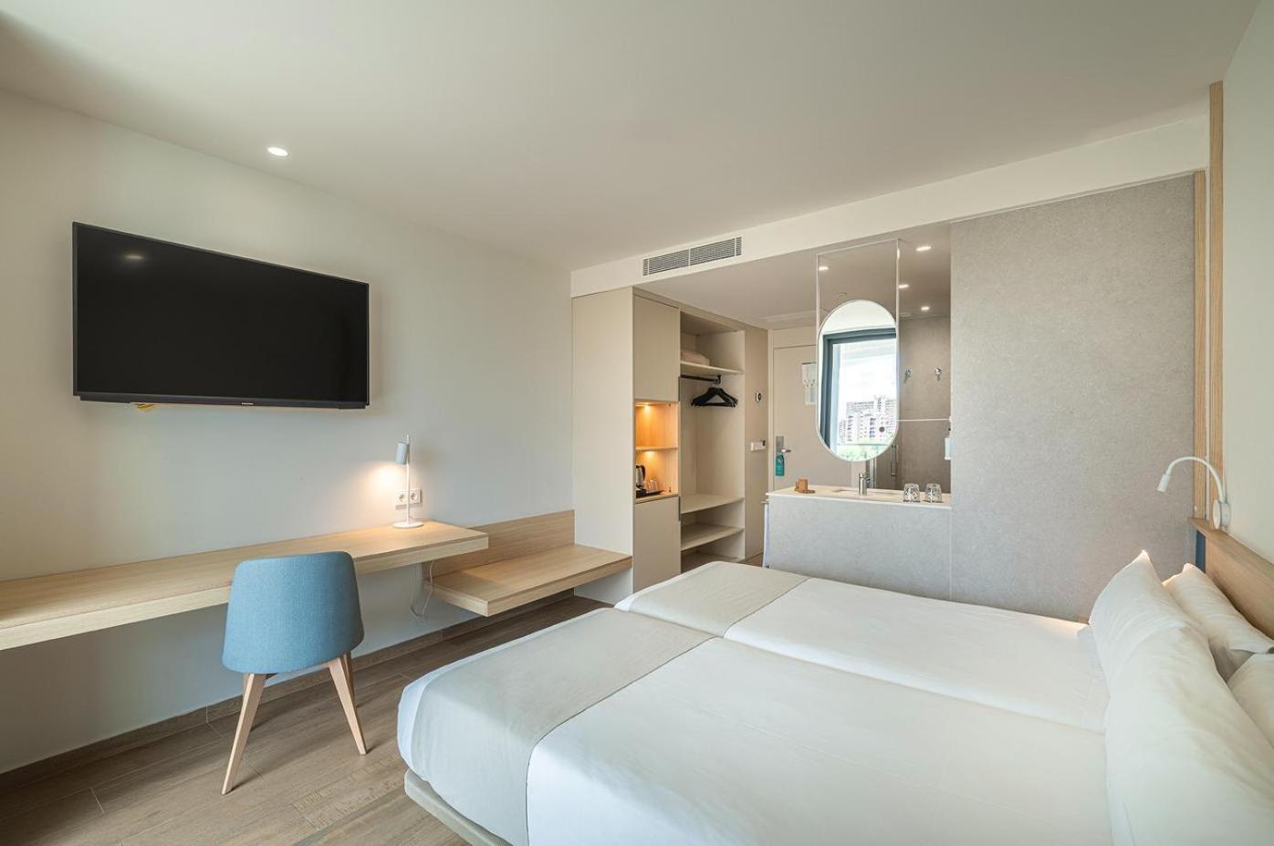 Double Room Terrace,1722890617:JPEG