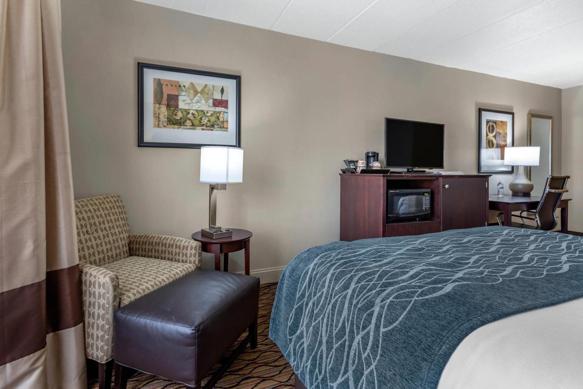 Double Room with Two Double Beds - Non-Smoking