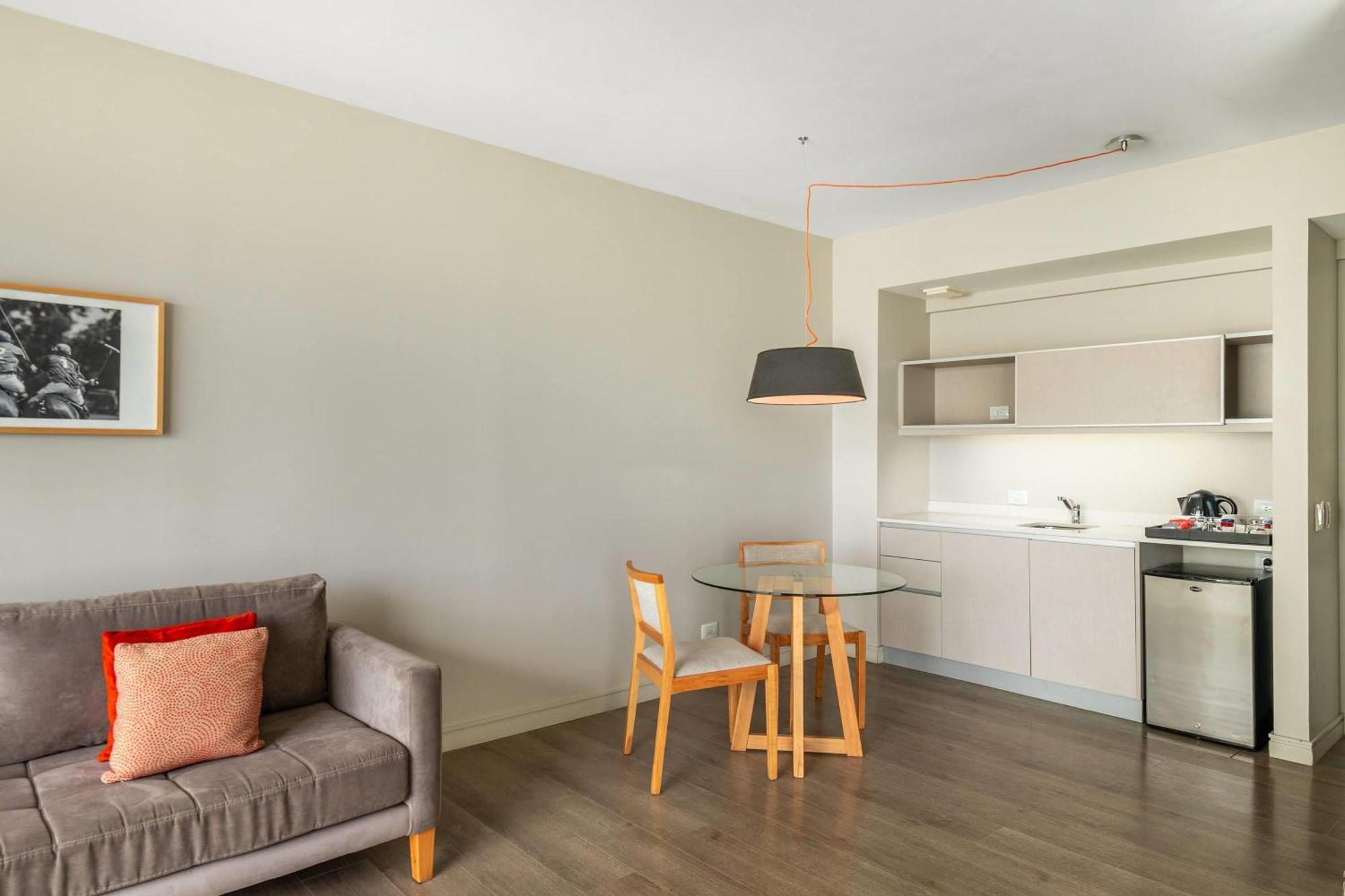 Classic Queen Room Non-Smoking