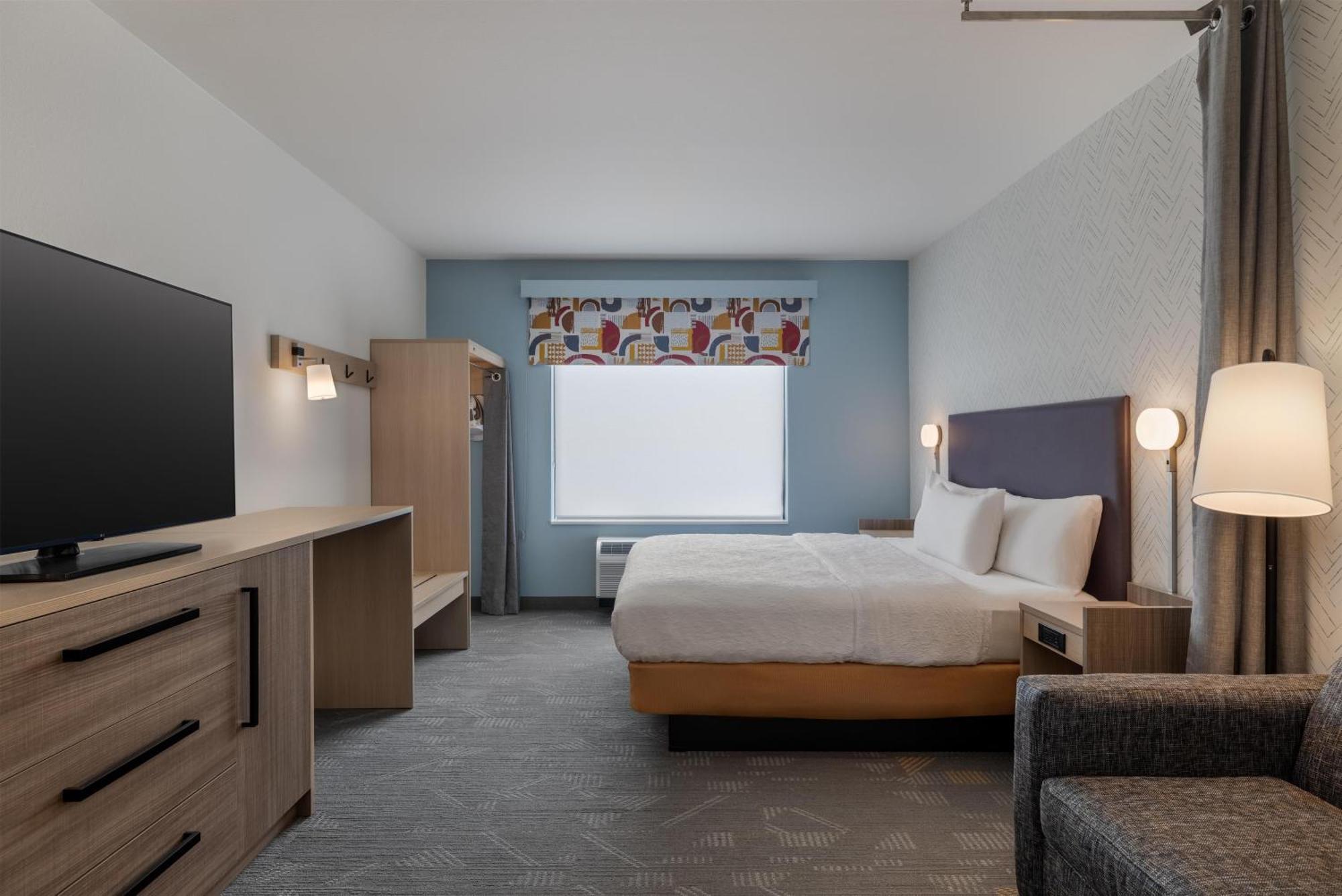 King Studio Suite