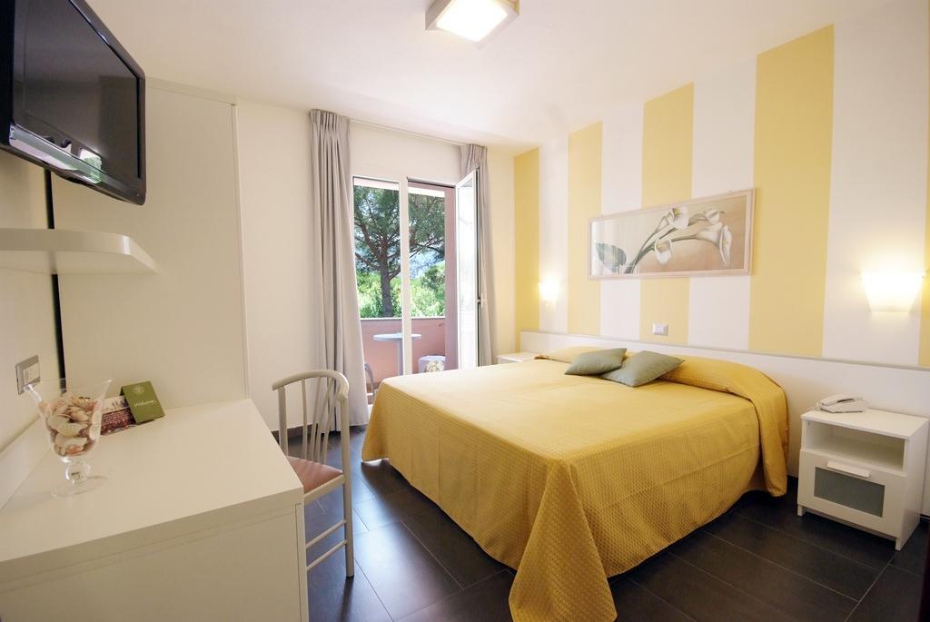 Double or Twin Room Balcony