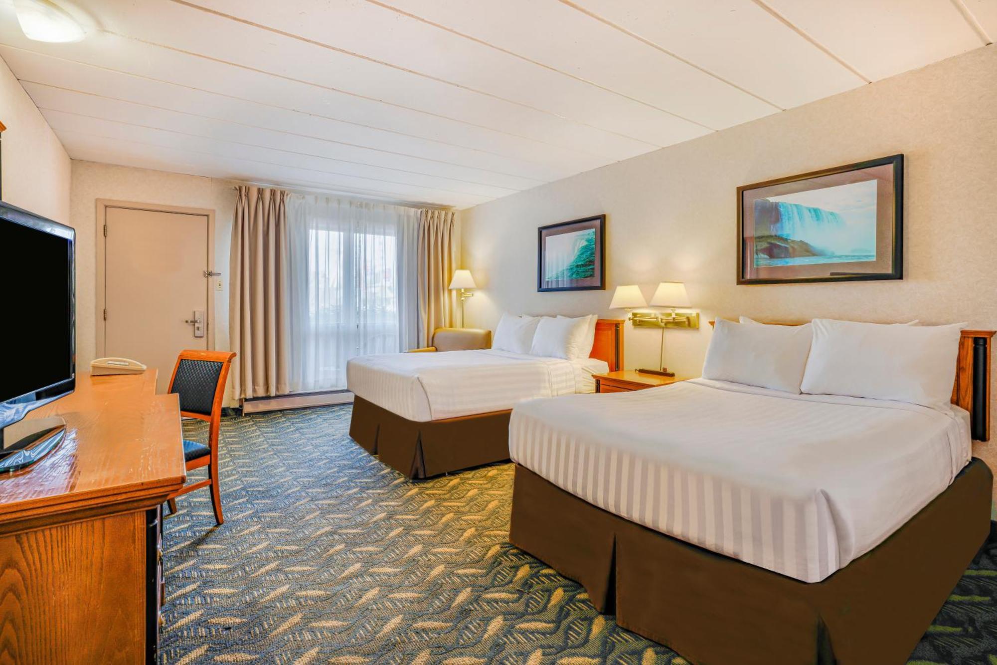Double Room Two Double Beds Non-Smoking