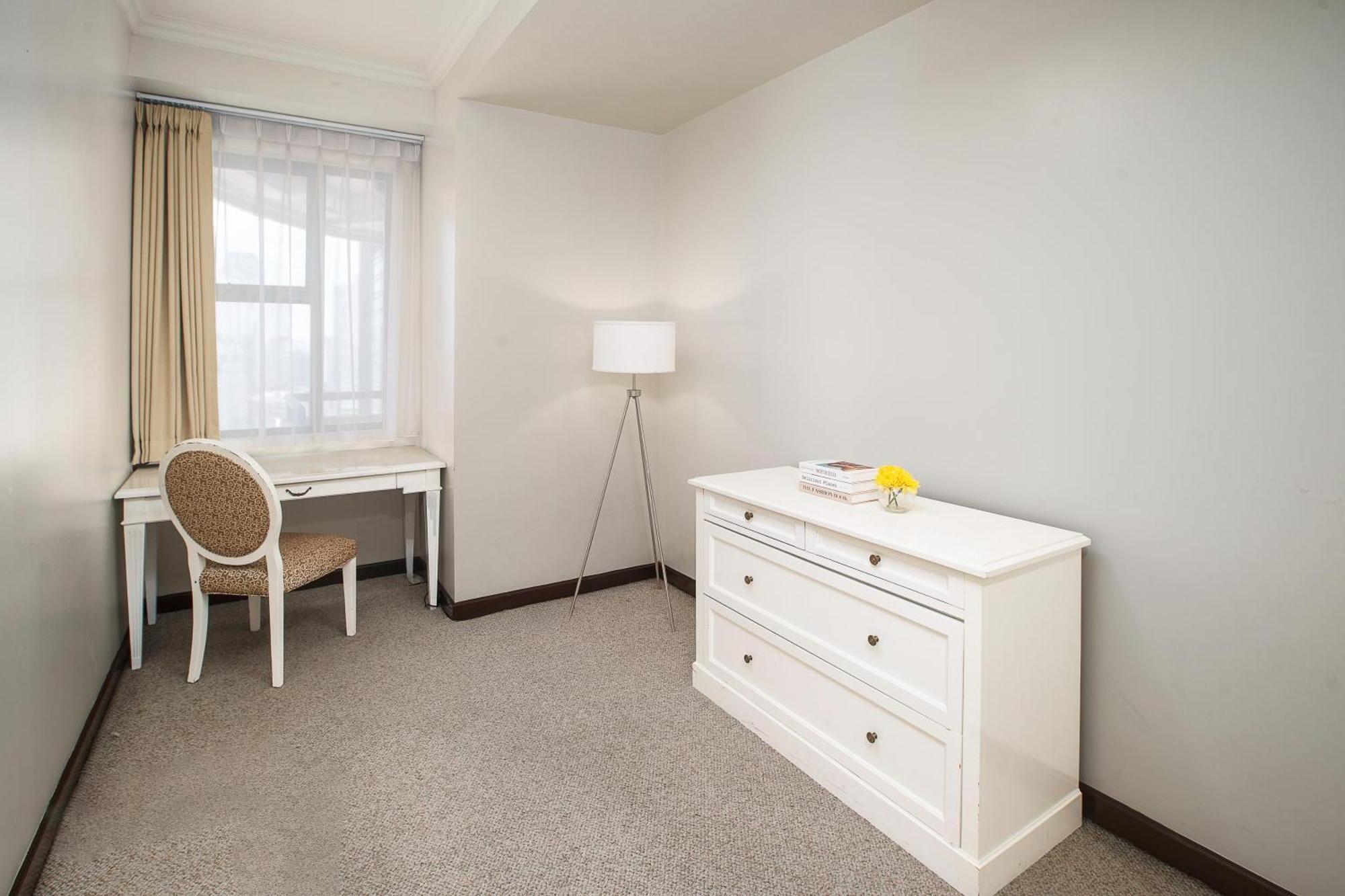 One-Bedroom Suite