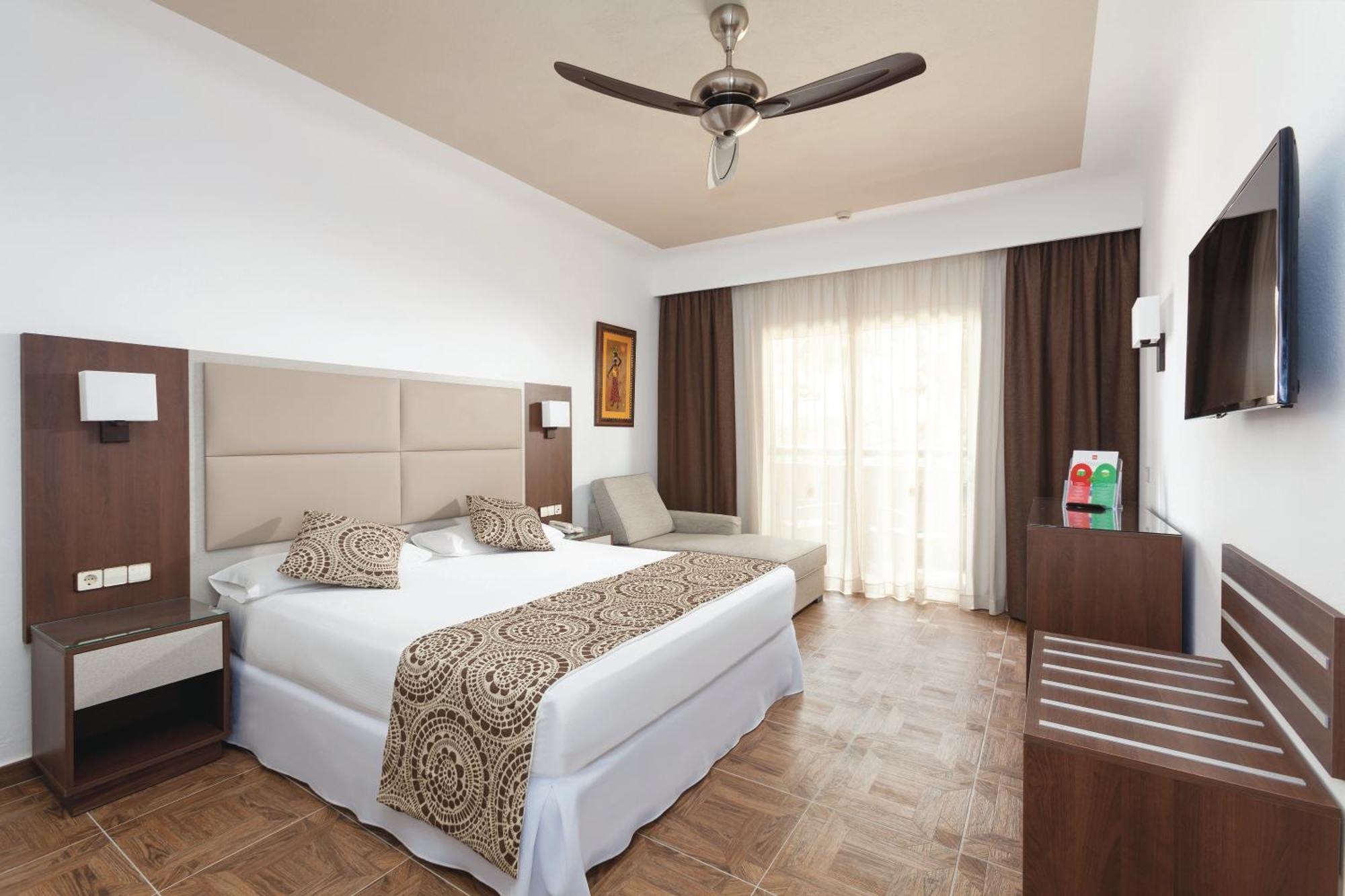 Superior Double Room,1740704871:JPEG