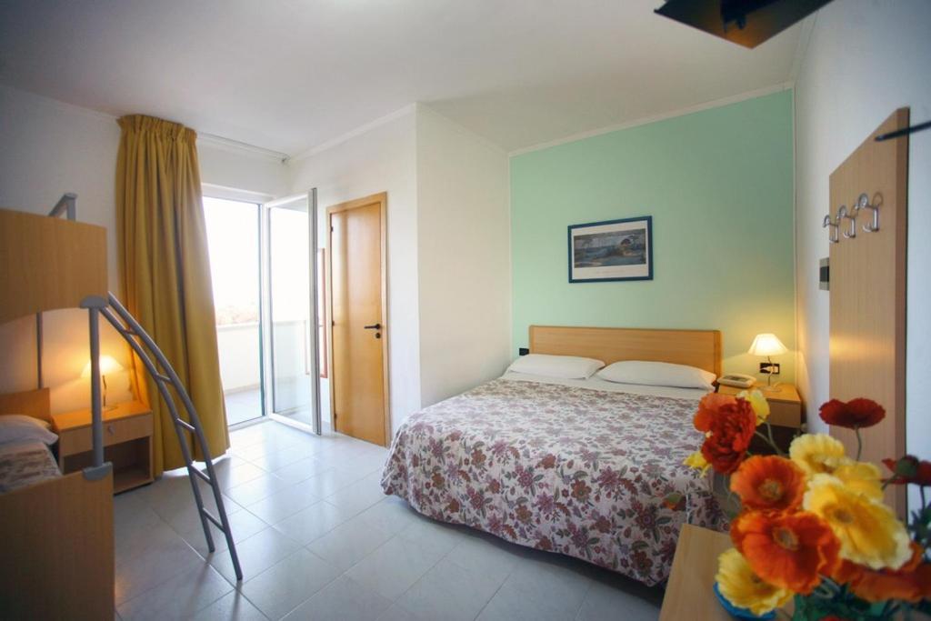 Quadruple Room Sea View