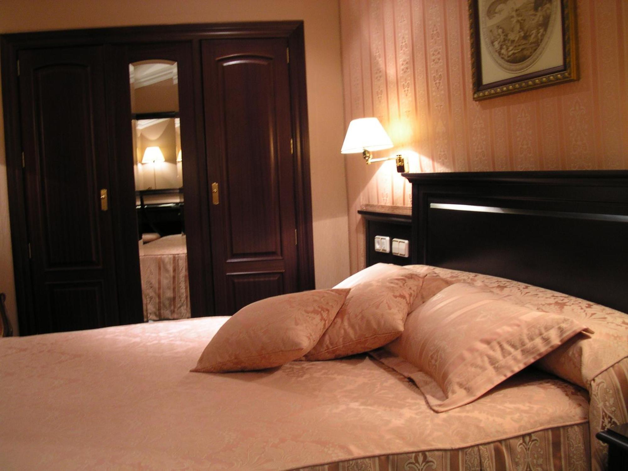 Superior Double Room,1742650524:JPEG