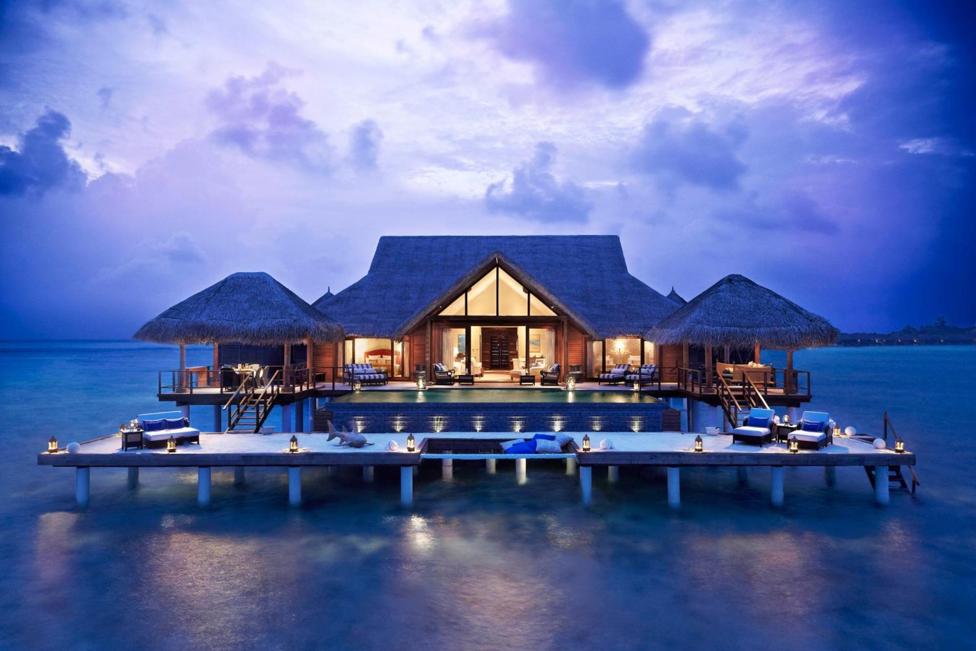 Rehendhi Presidential Overwater Suite – Two Bedroom Pool