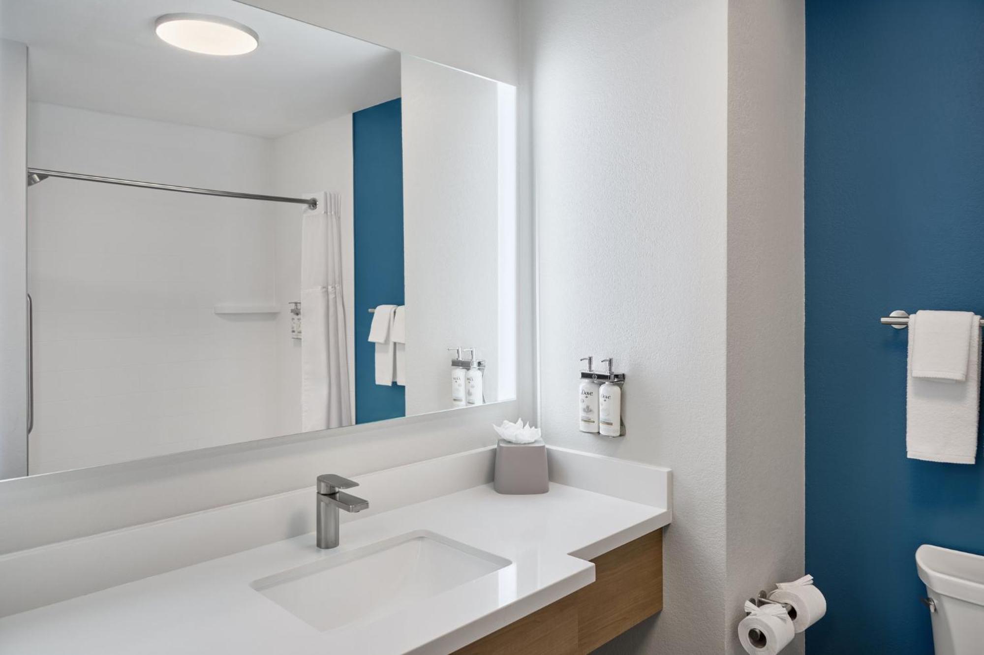 Standard Room,1742743772:JPEG
