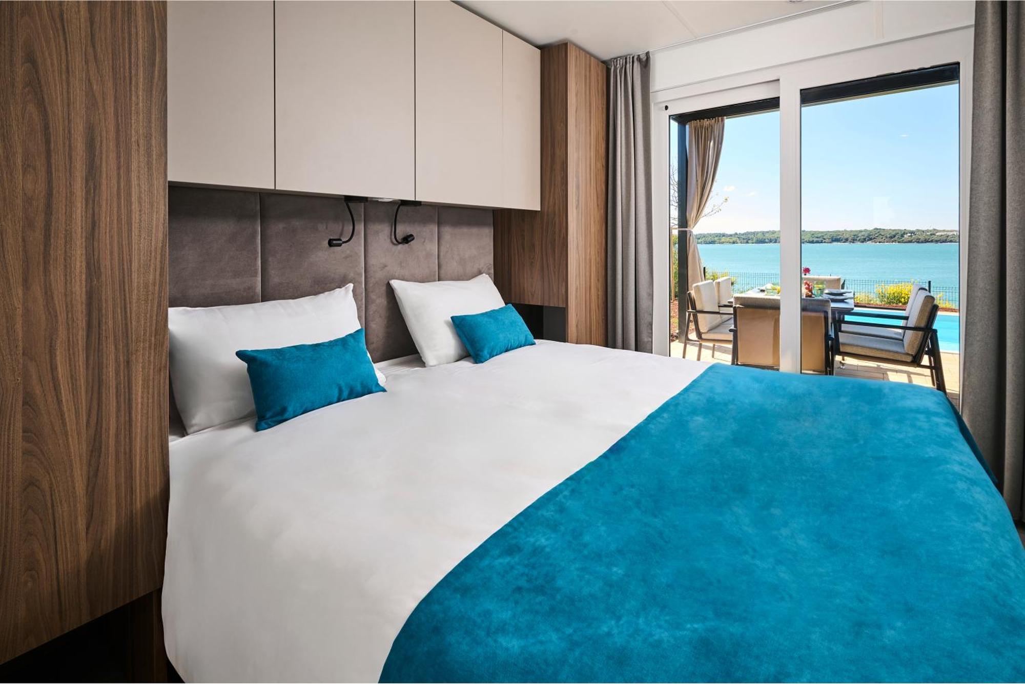 Luxury Sea View Holiday Home private pool