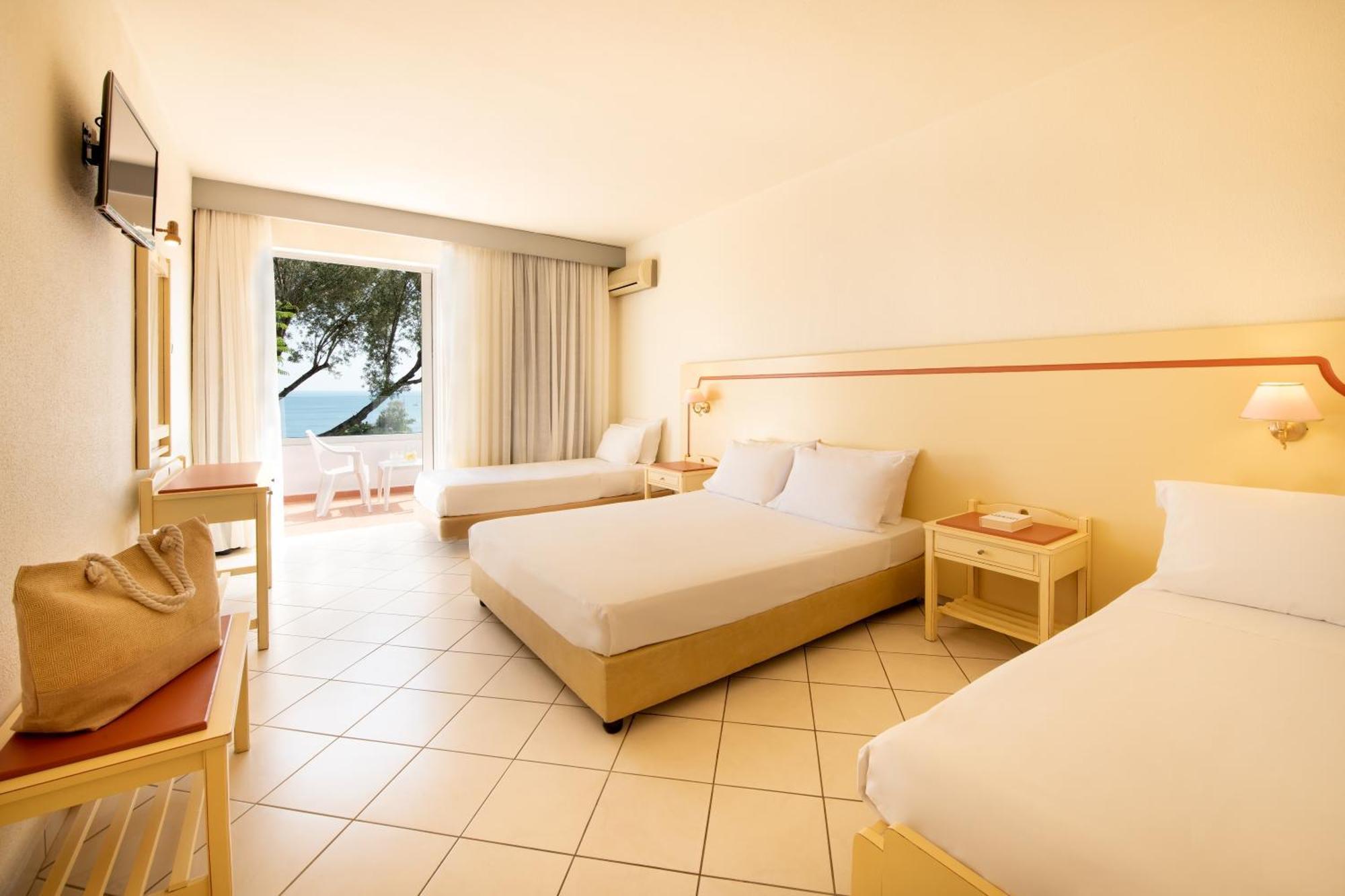 Quadruple Room Garden View