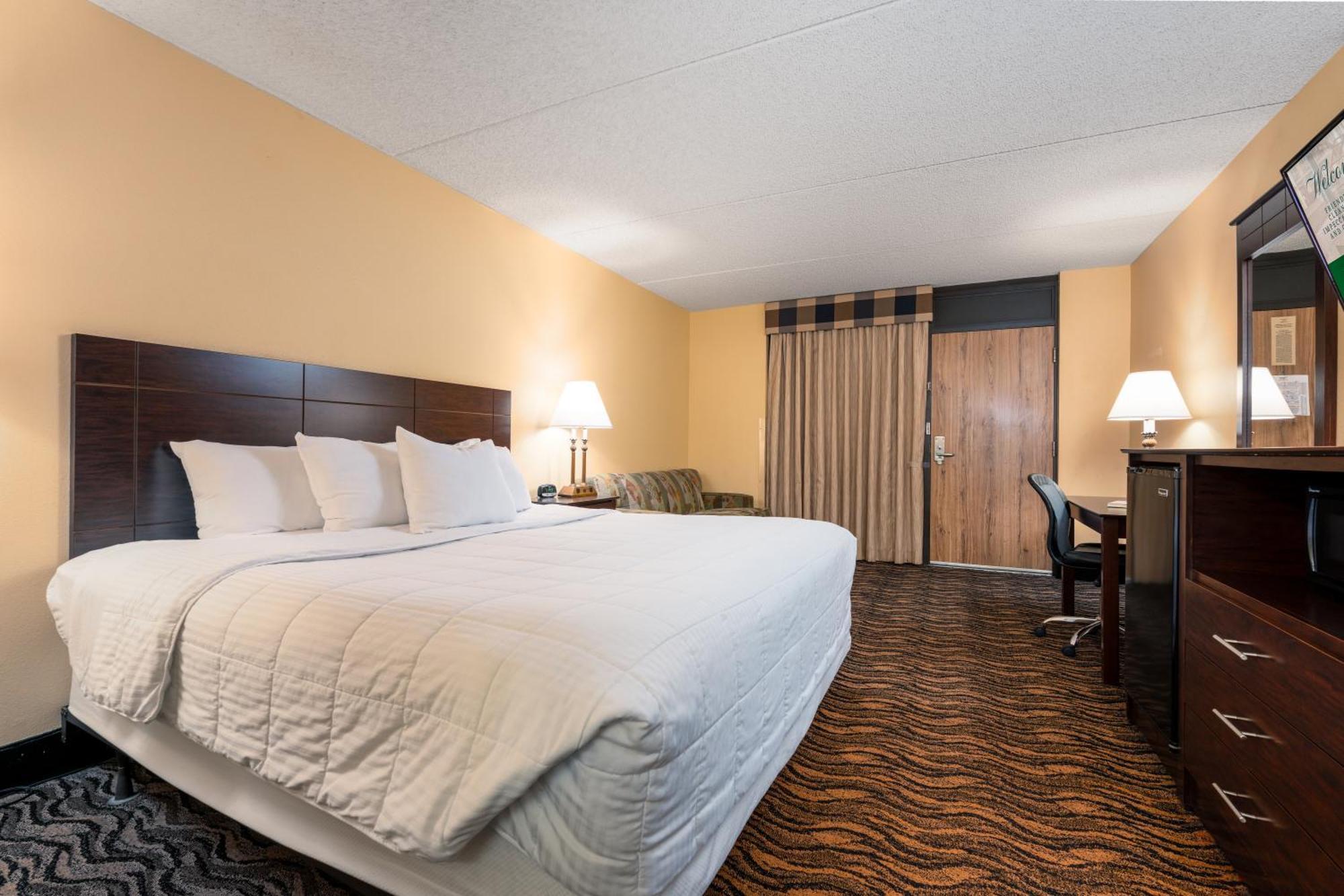 Deluxe King Room