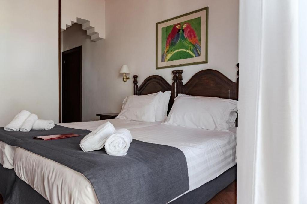 Deluxe Double or Twin Room Sea View