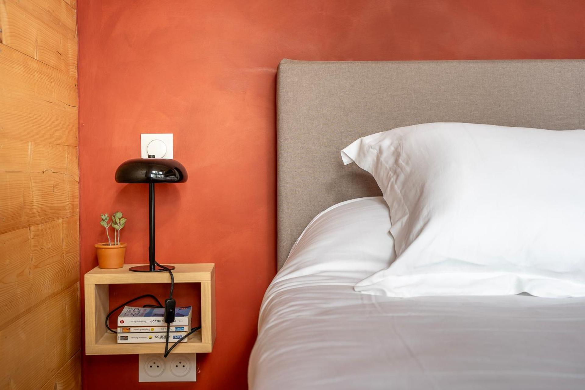 Studio Lit Queen-Size - Accessible aux Personnes à Mobilité Réduite