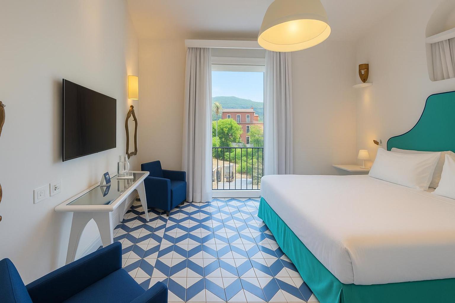 Classic Double or Twin Room City View