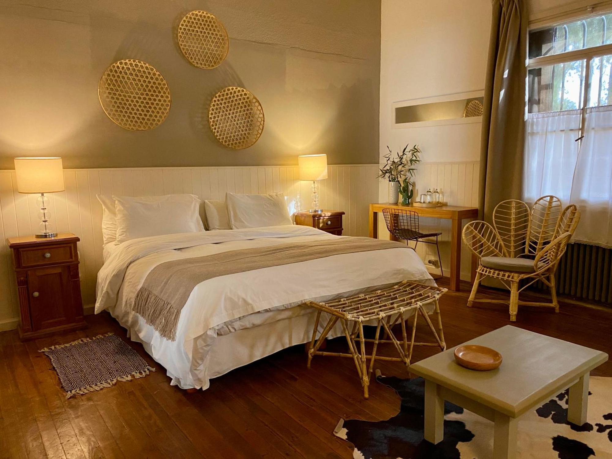 Habitación matrimonial colonial