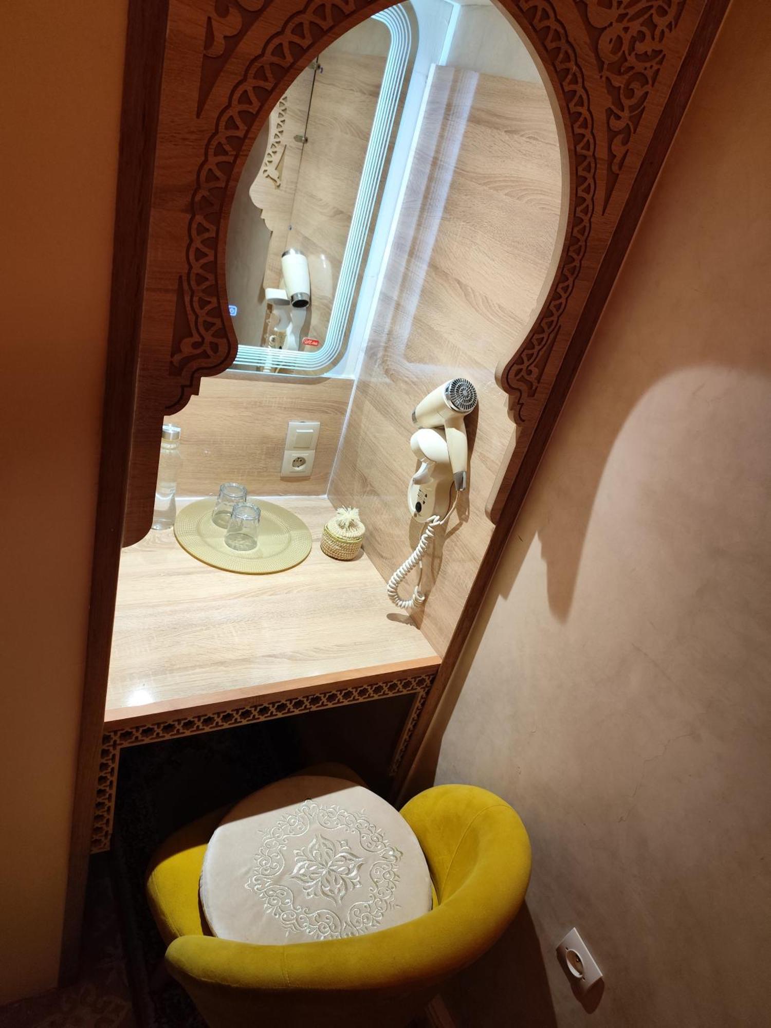 Chambre Deluxe Double ou Lits Jumeaux