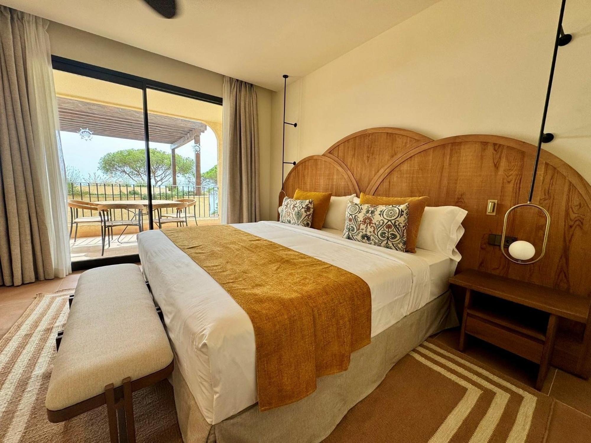 Junior Suite Pine view