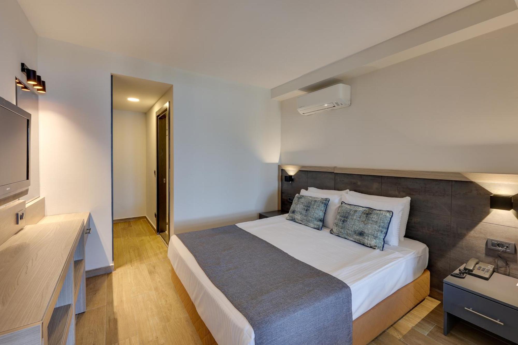 Economy Double Room