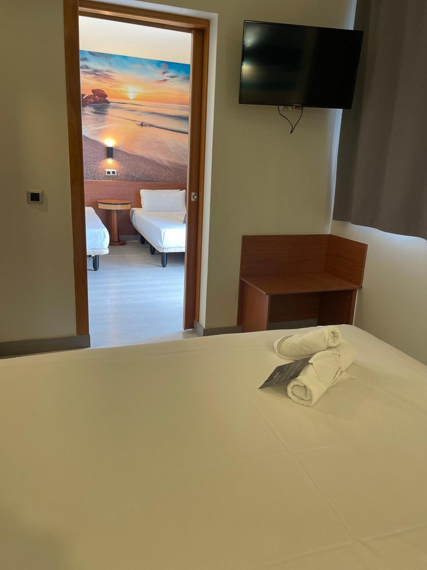 Premium Quadruple Room