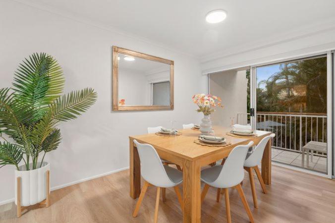 Three-Bedroom Superior Apartment