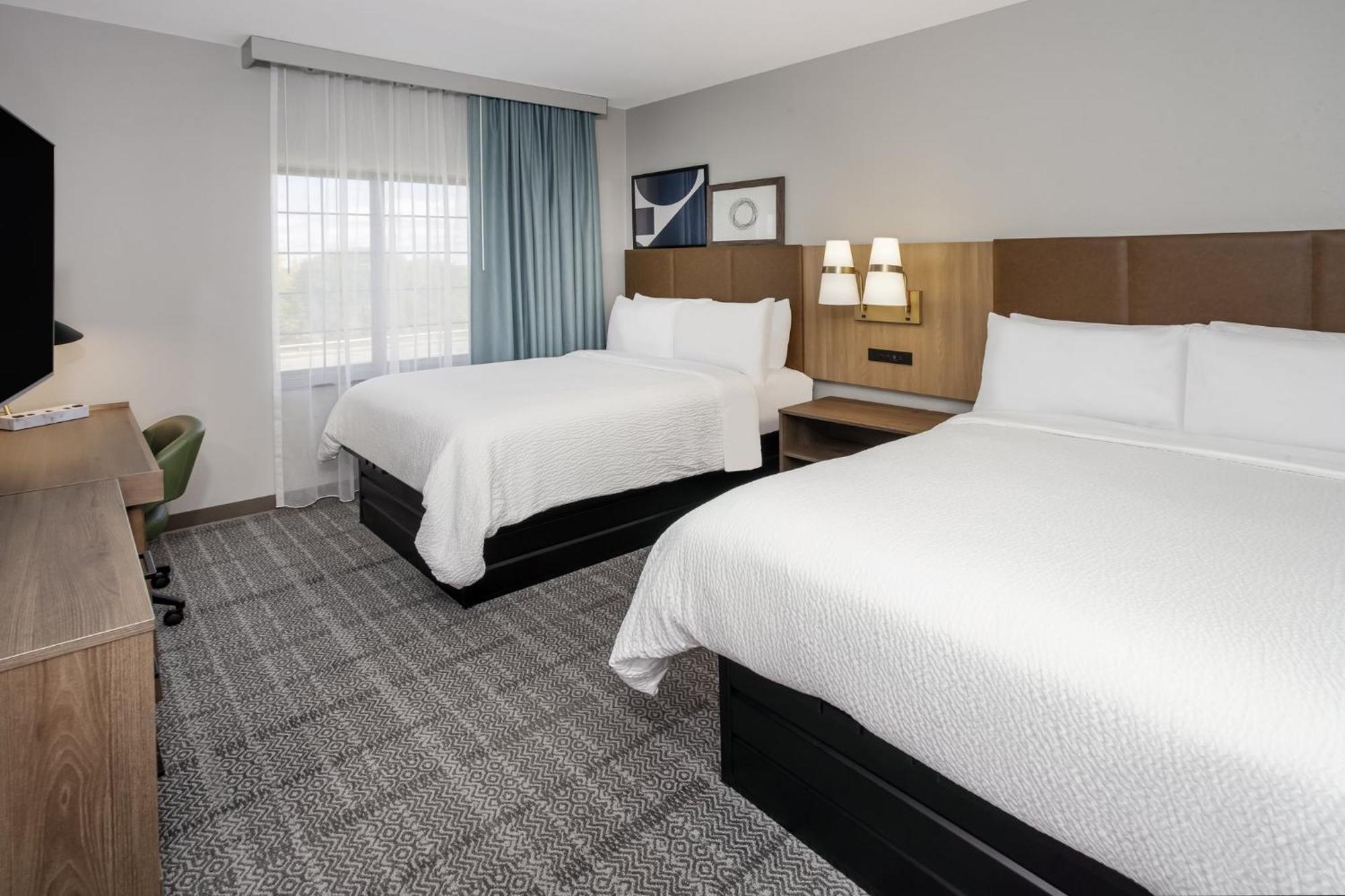 One-Bedroom Double Suite