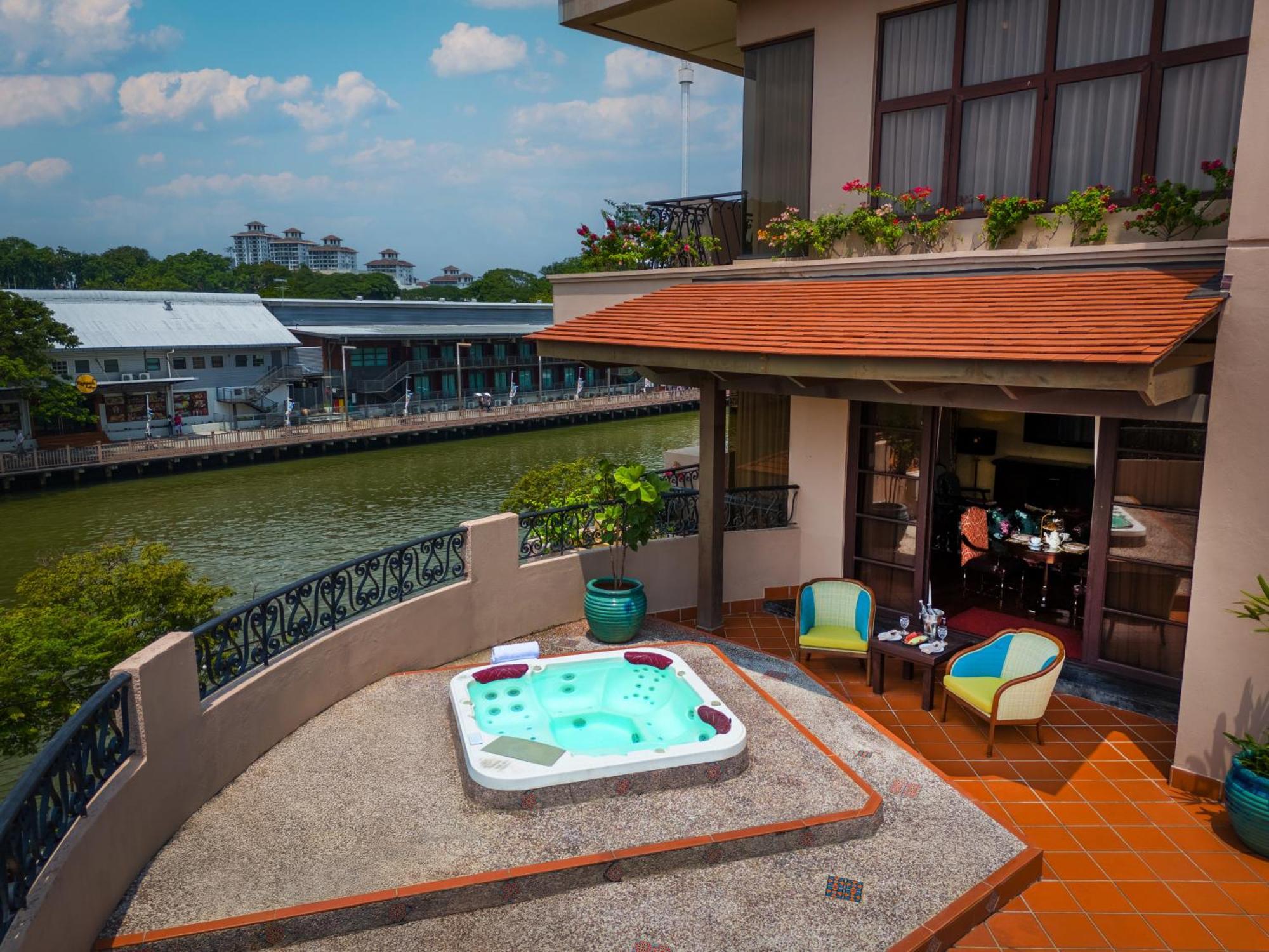 Melaka Suite 2 Bedroom