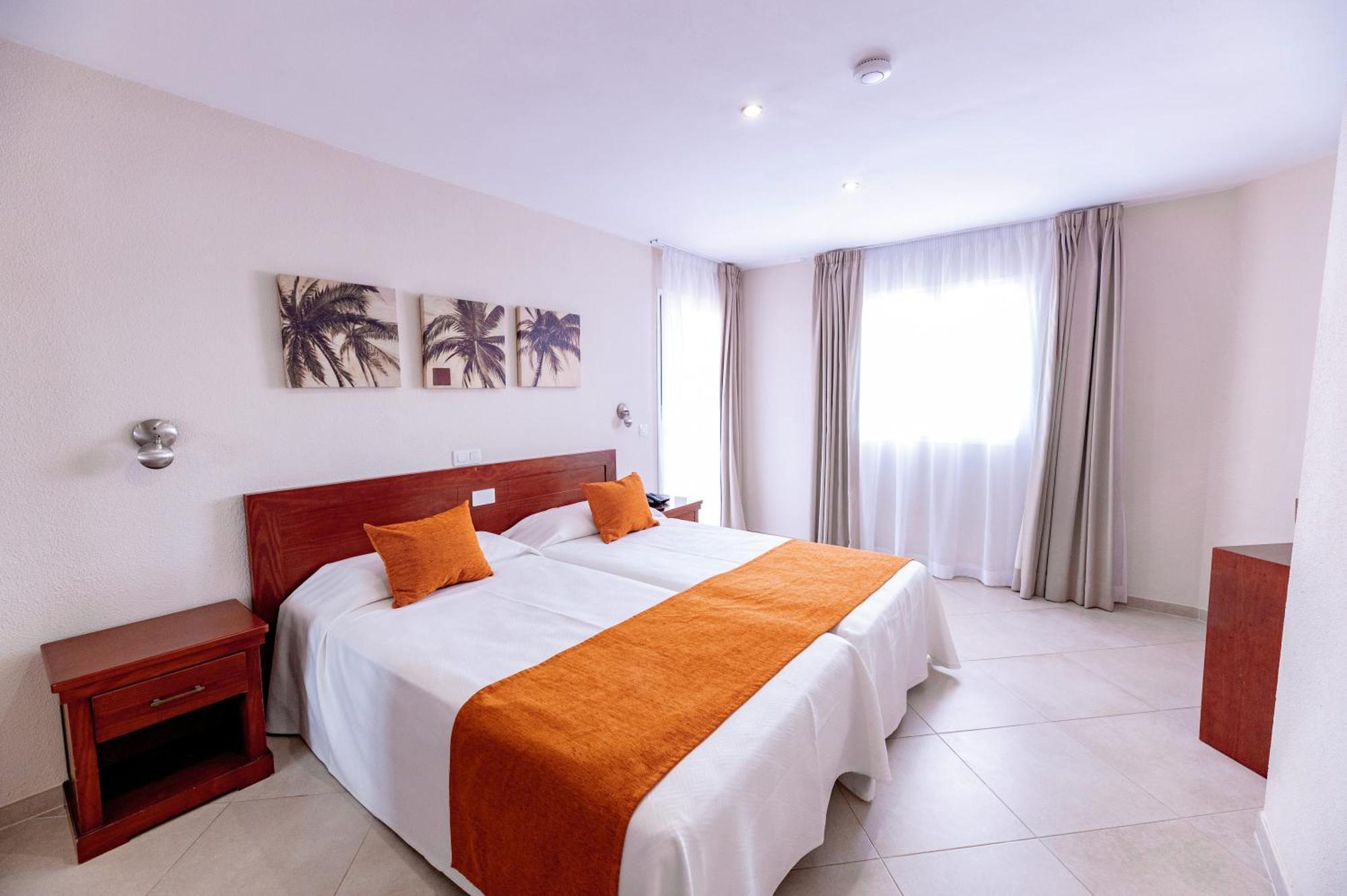 Two Bedroom Superior Apartment Sea View