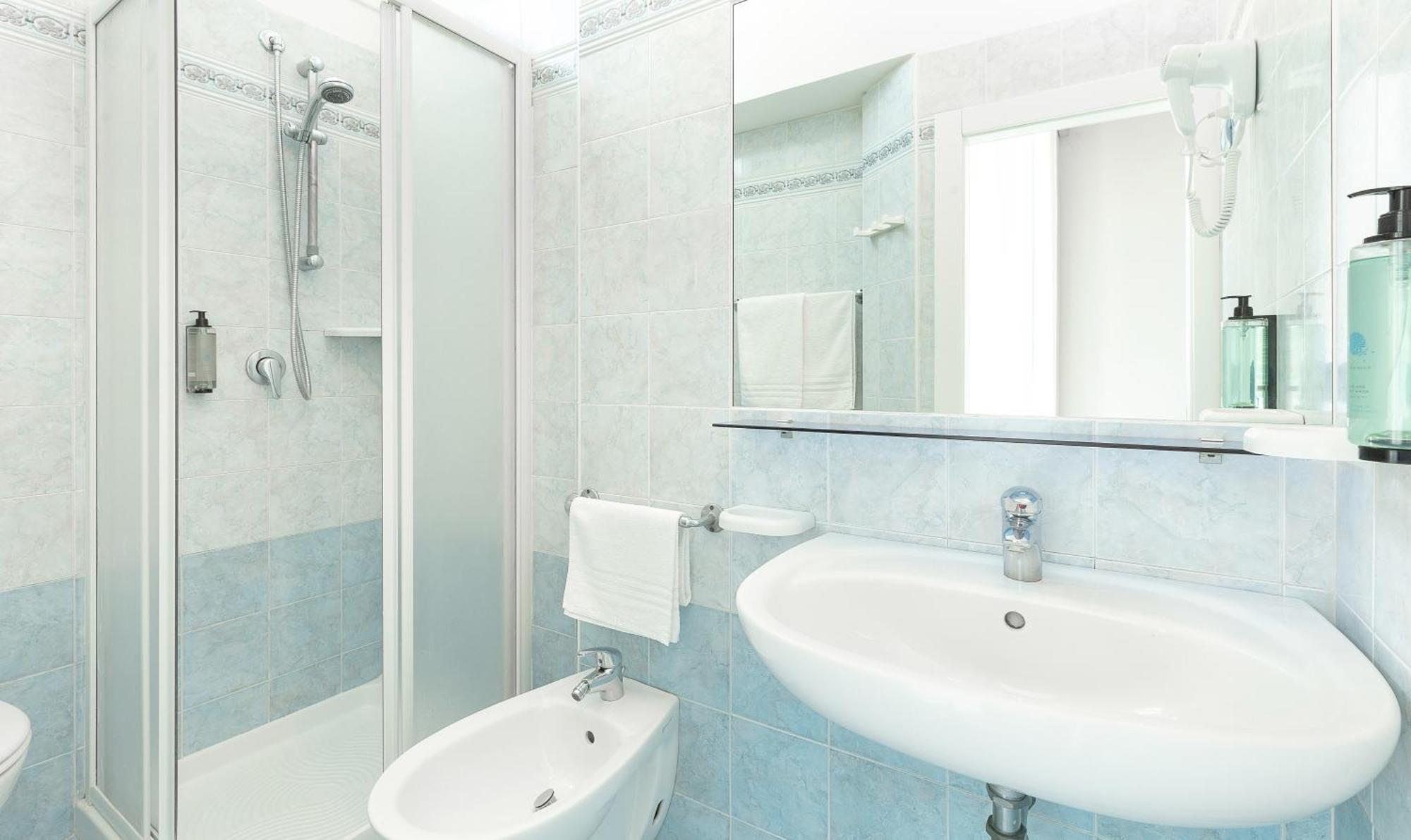 Superior Double or Twin Room,1758586899:JPEG
