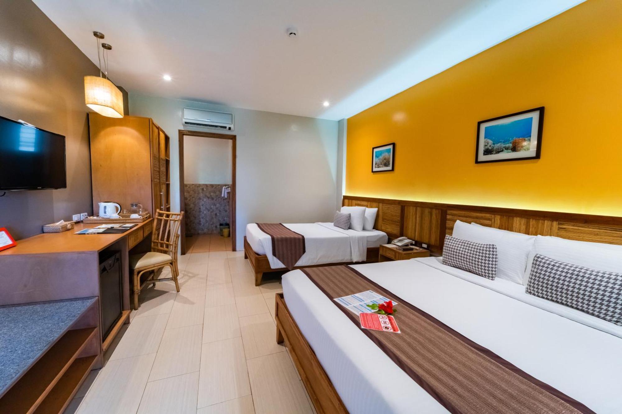 Deluxe Double or Twin Room