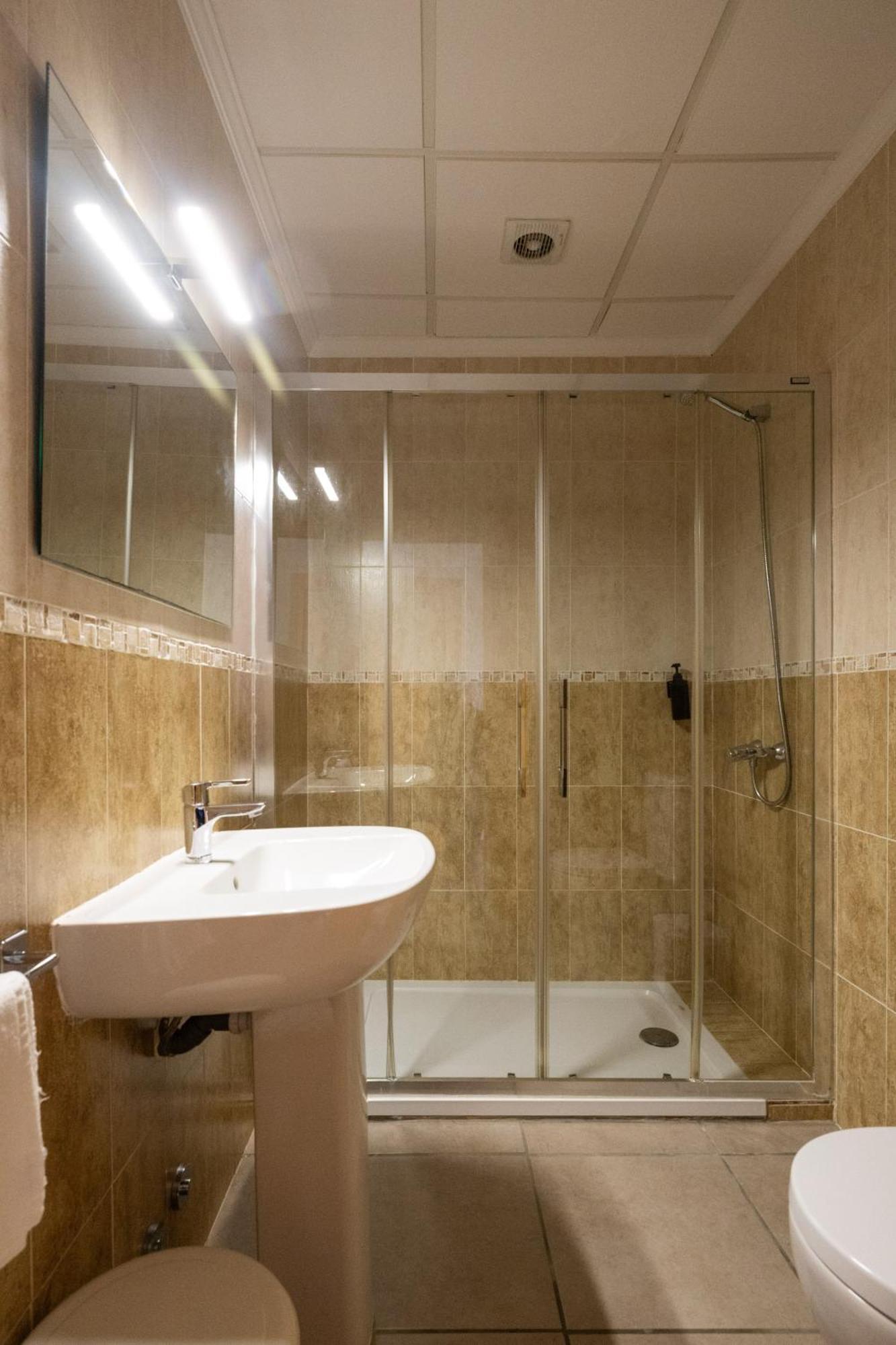 One-Bedroom Standard Apartment