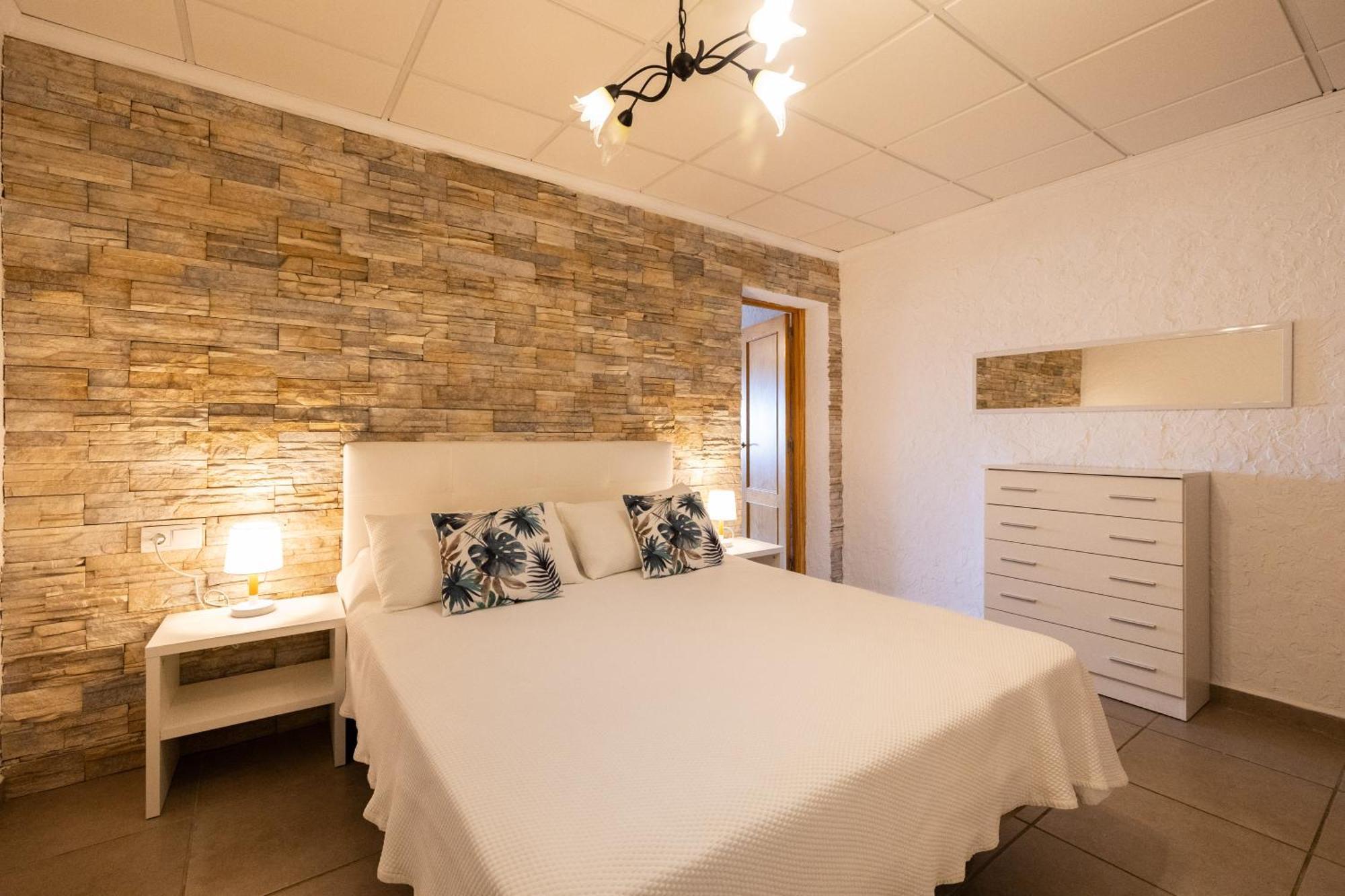One-Bedroom Standard Apartment