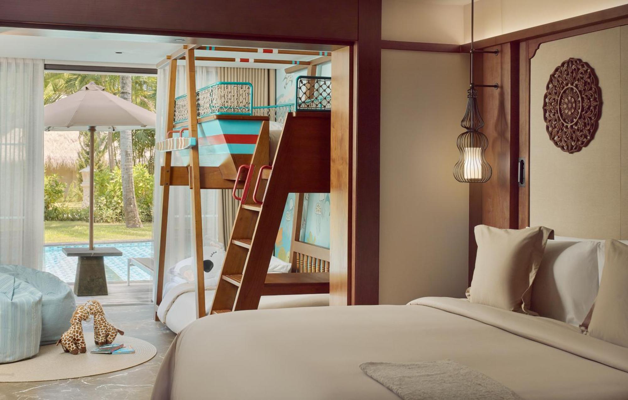 Family Concierge Junior Suite Lagoon Access,1765808078:JPEG