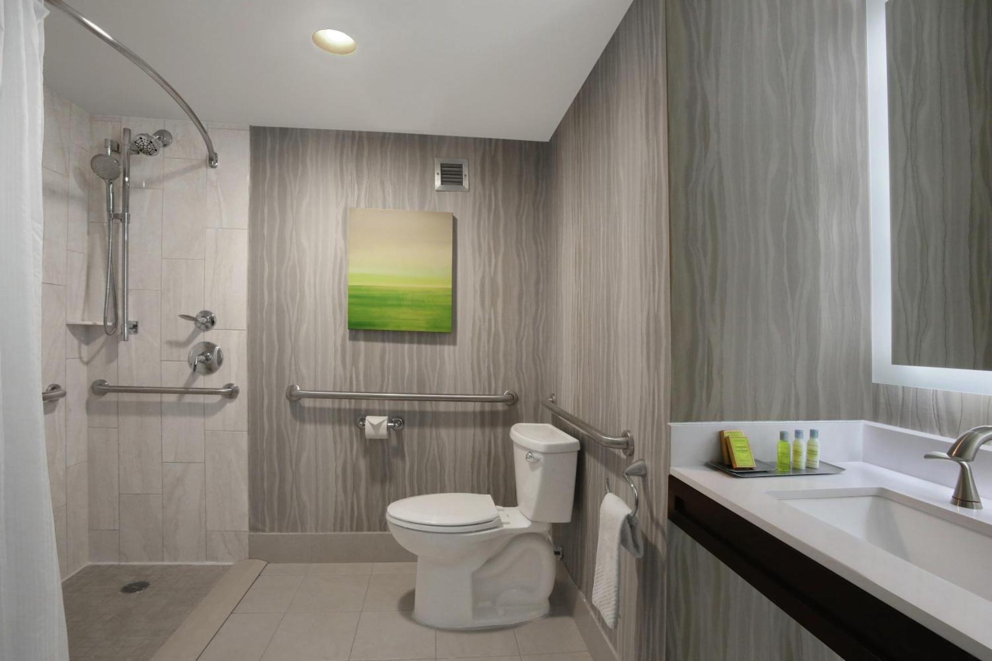 Quarto King com Banheiro para Deficientes - Acesso para Deficientes/Não-fumante