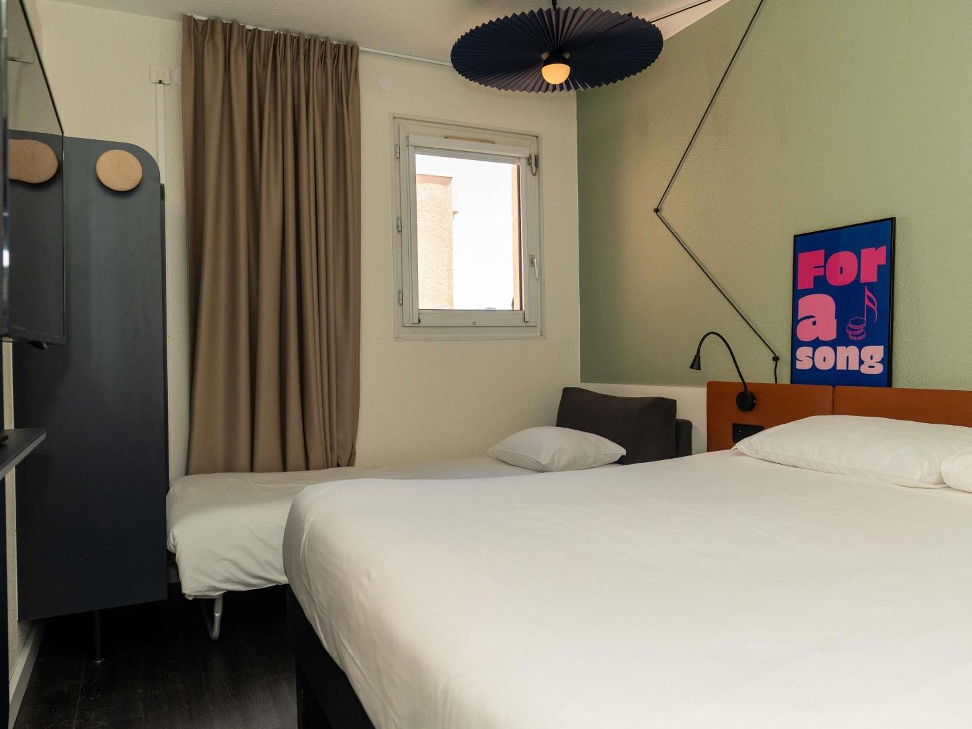 Standard Double Room,1765822447:JPEG
