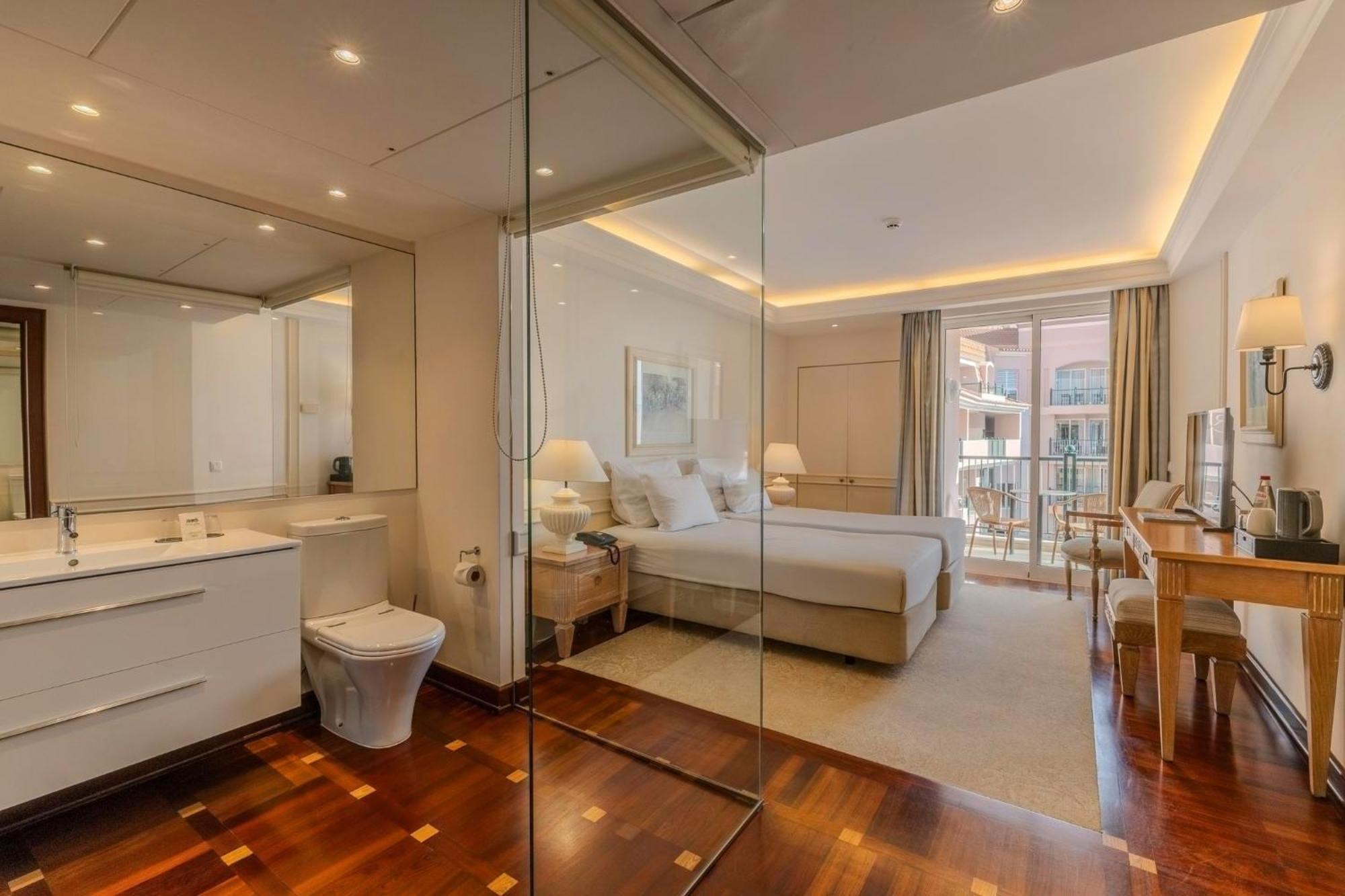 Deluxe Double or Twin Room Balcony