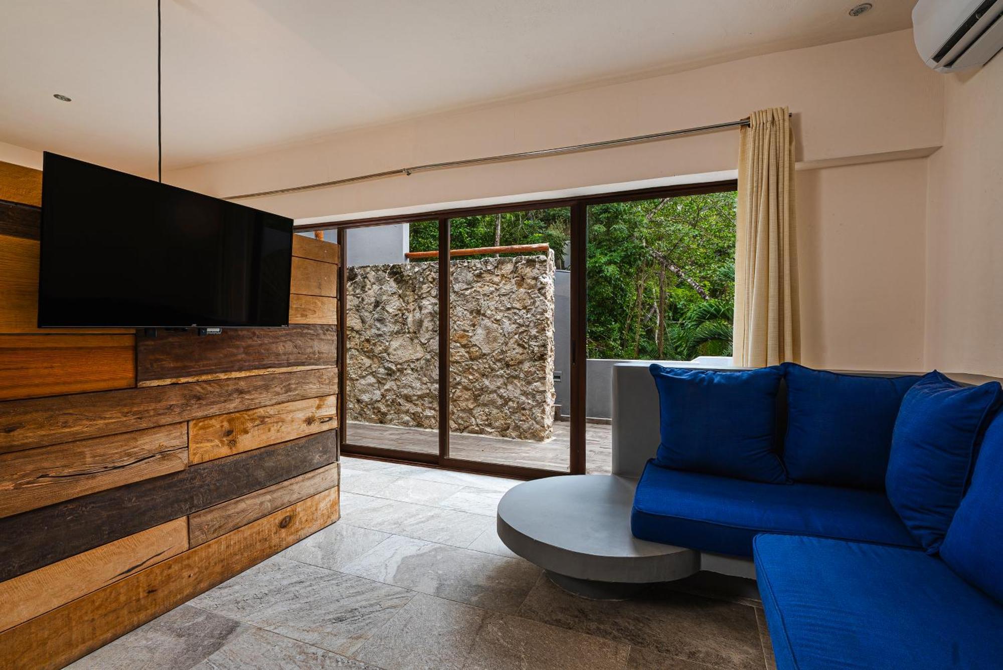 Estudio con terraza