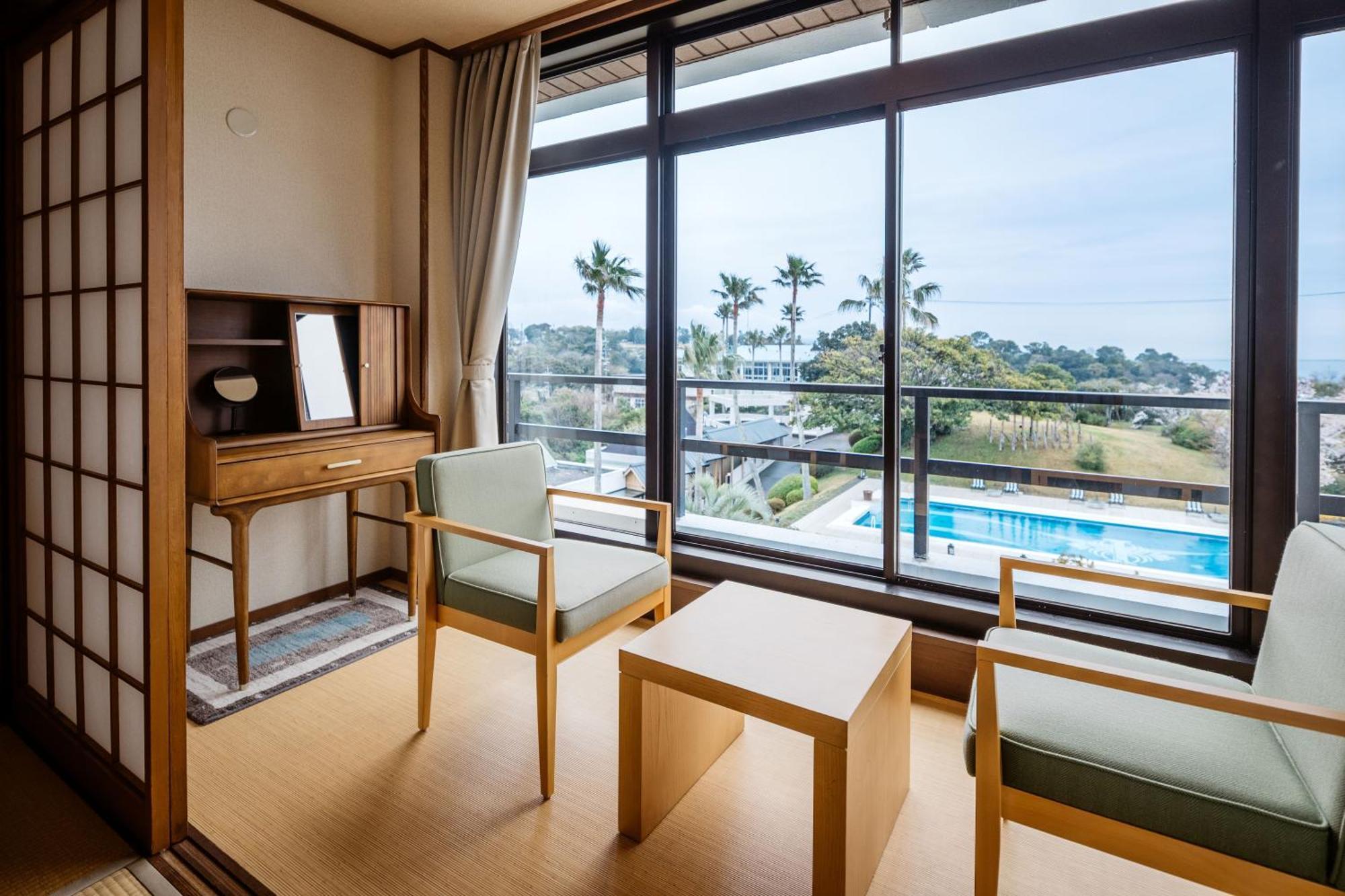 Japanese-Style Room with Garden View with Adventure World Ticket