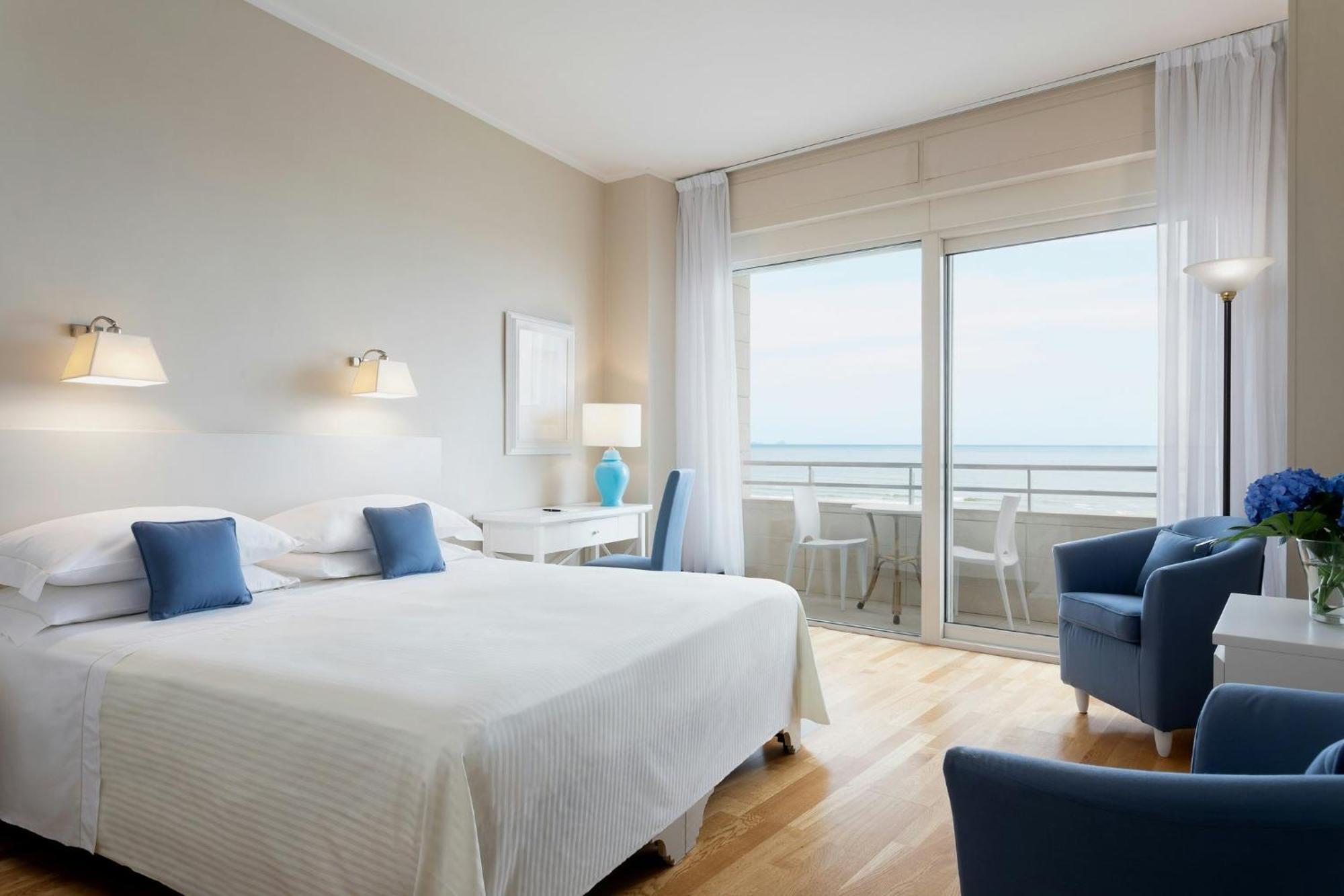 Deluxe Room Sea View