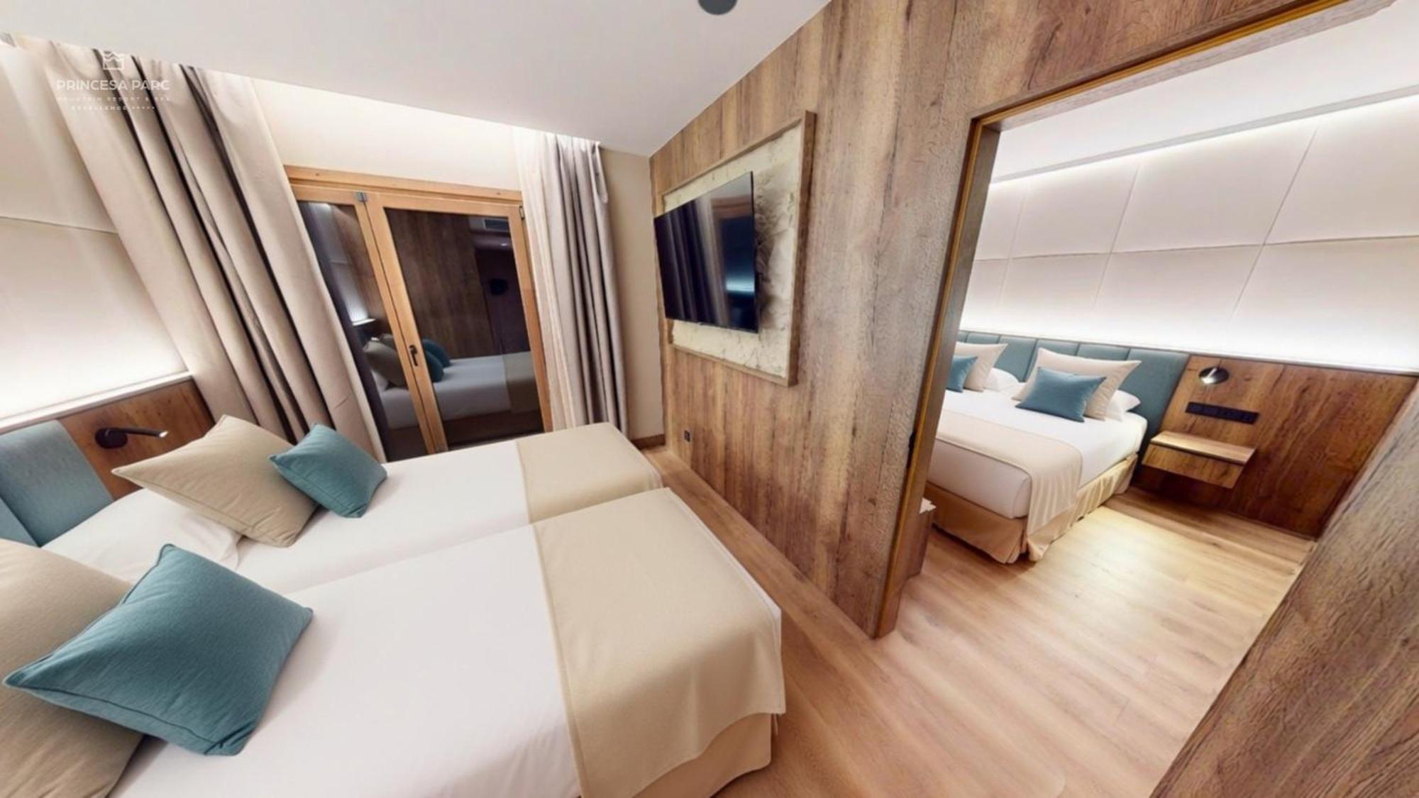 Premium Quadruple Room