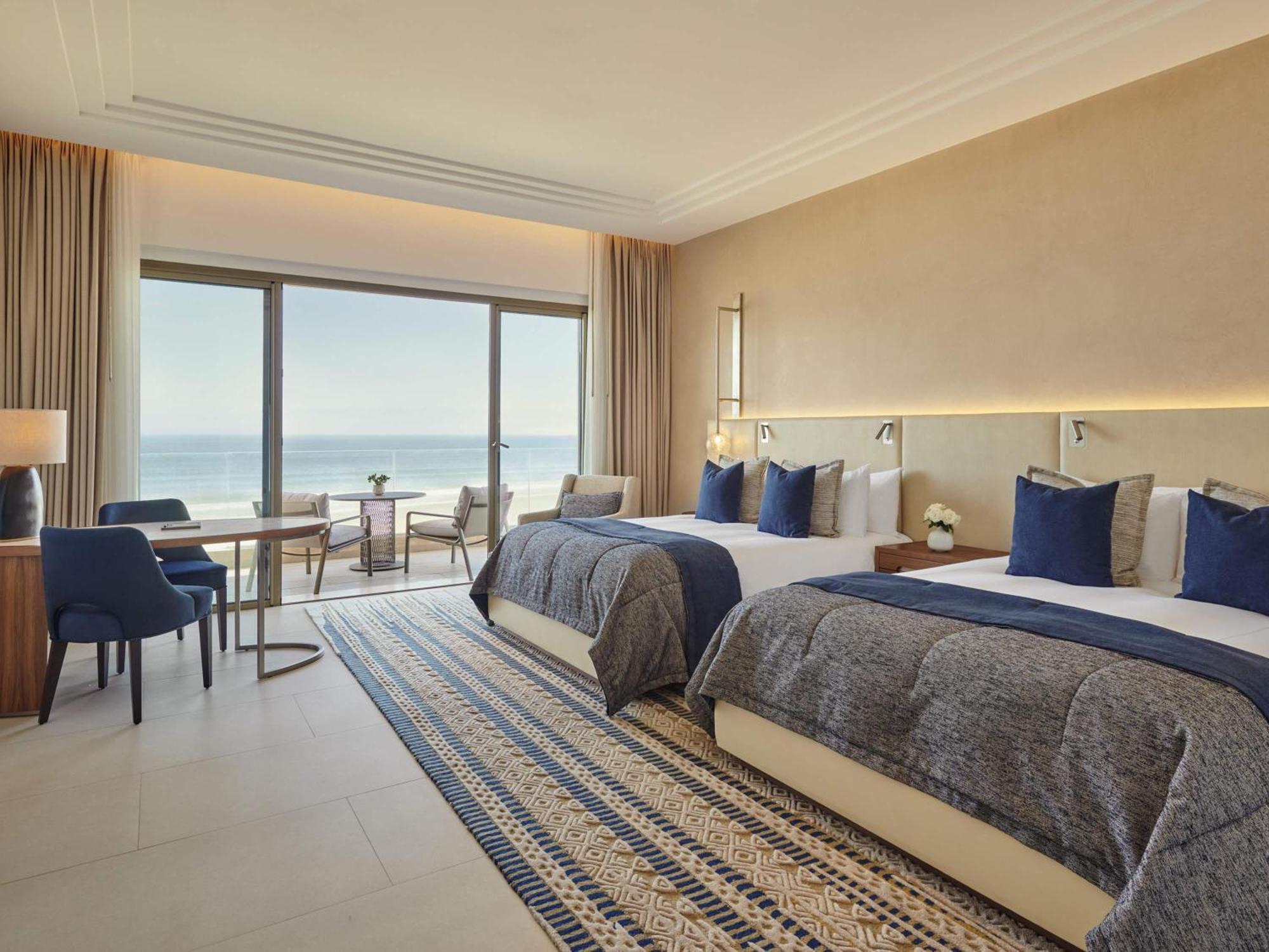 Fairmont Kamer met 2 Queensize Bedden
