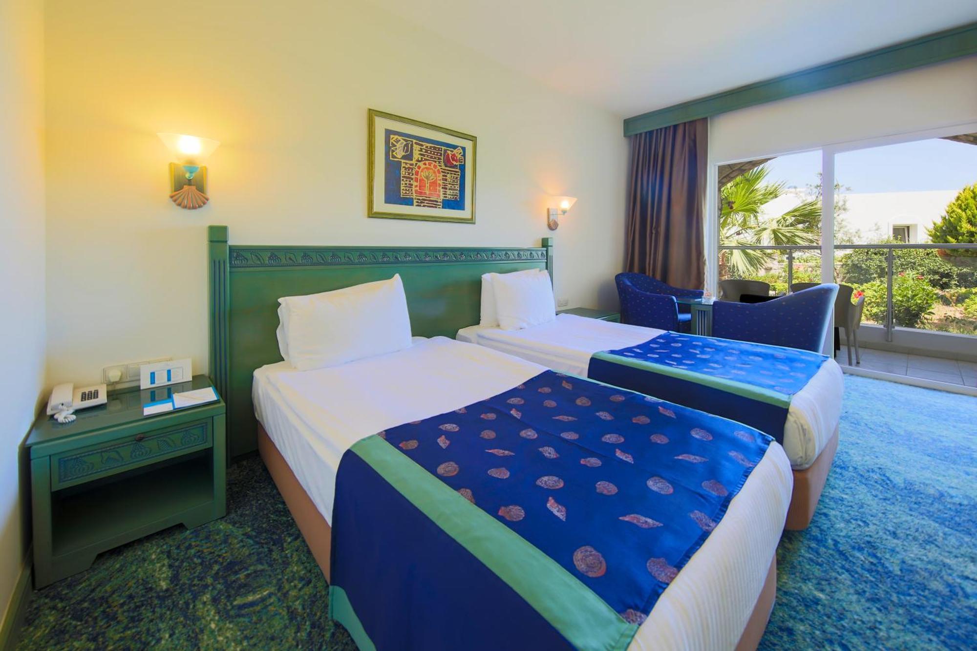 Double or Twin Room Garden View