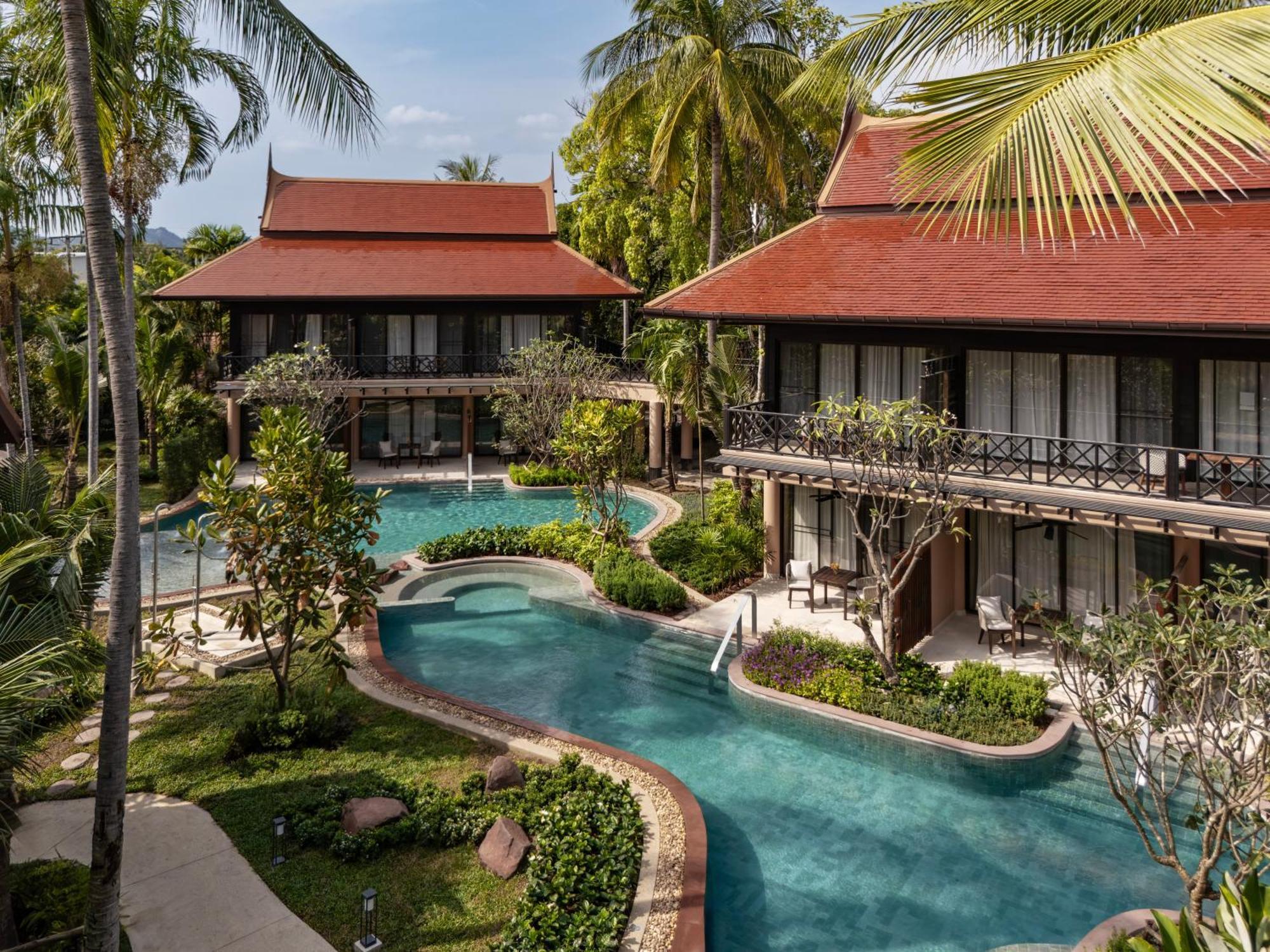 Deluxe Pool Access Room