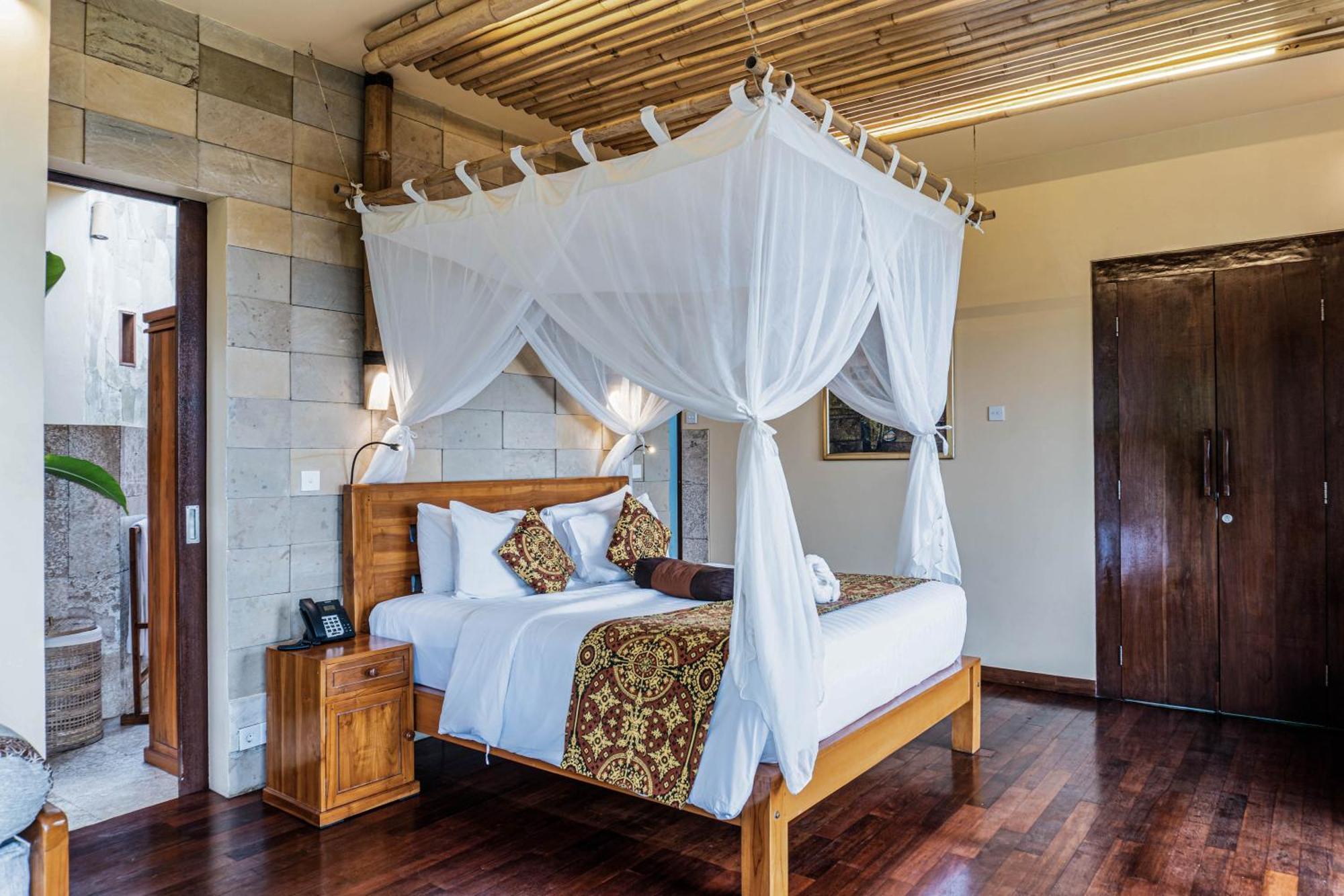 One Bedroom Villa Jacuzzi 1x 30 Minutes Massage