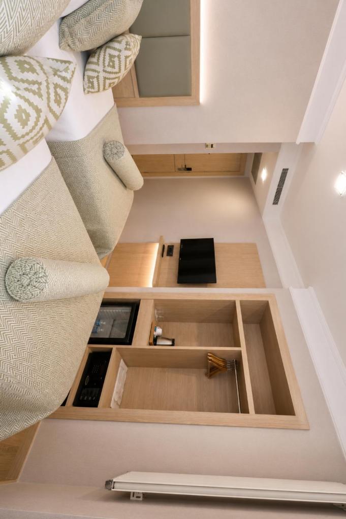Double or Twin Room,1771531410:JPEG