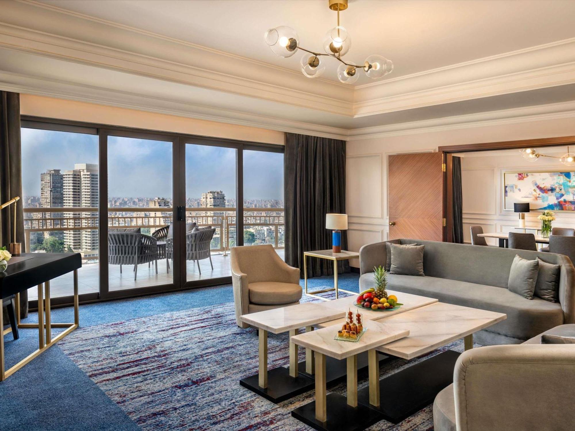 Presidential King Suite Nile View Club Millesime Access